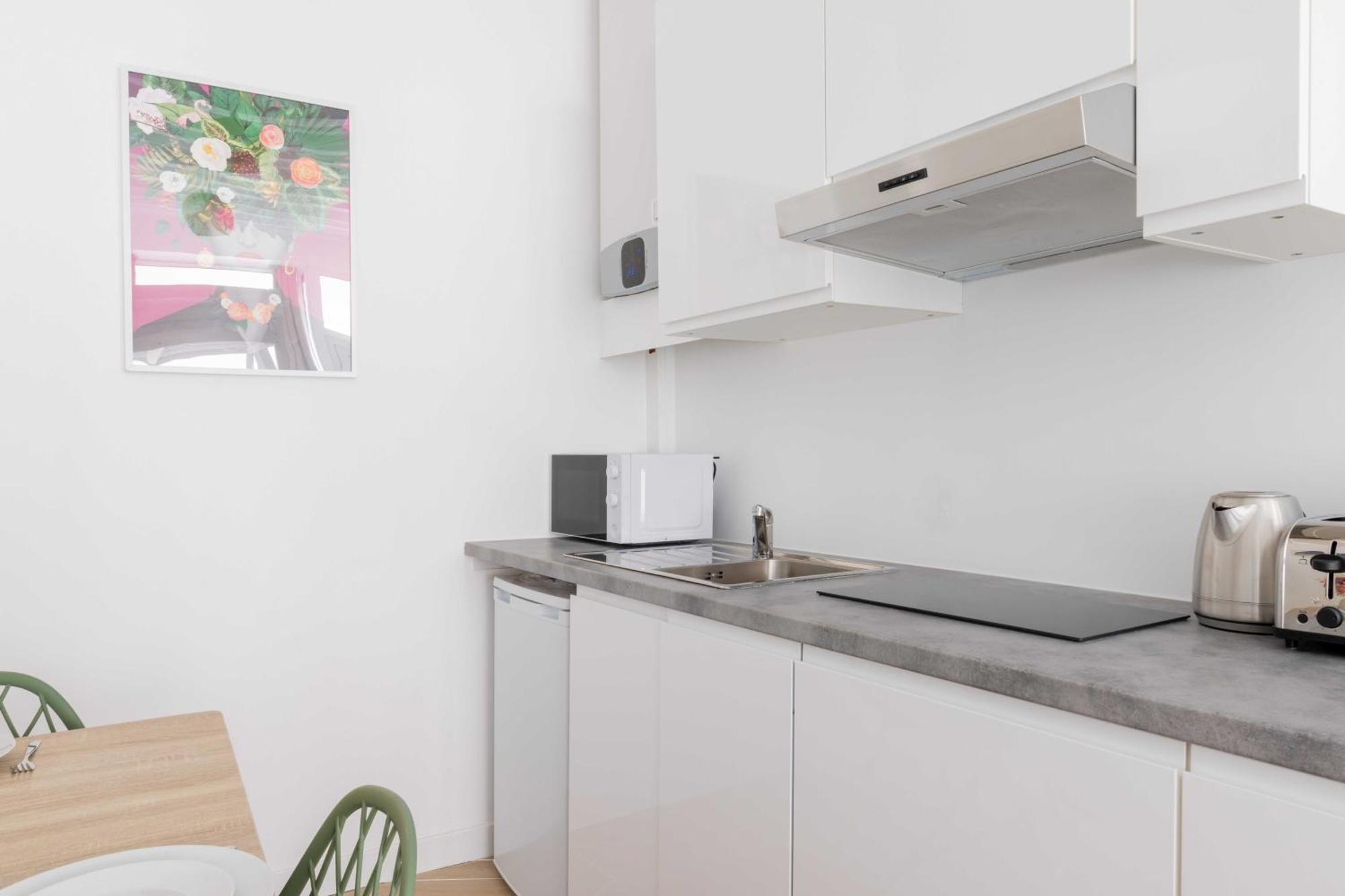 Welcoming - 3p - Strasbourg-saint-denis * Paris