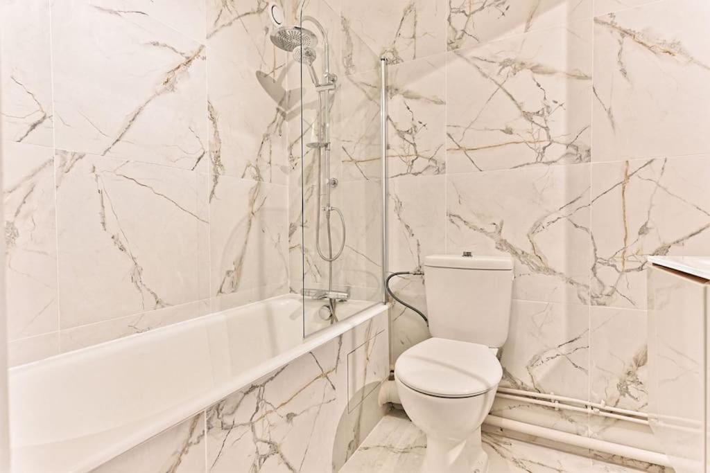 Apartment Spacieux Et Paisible 19eme *