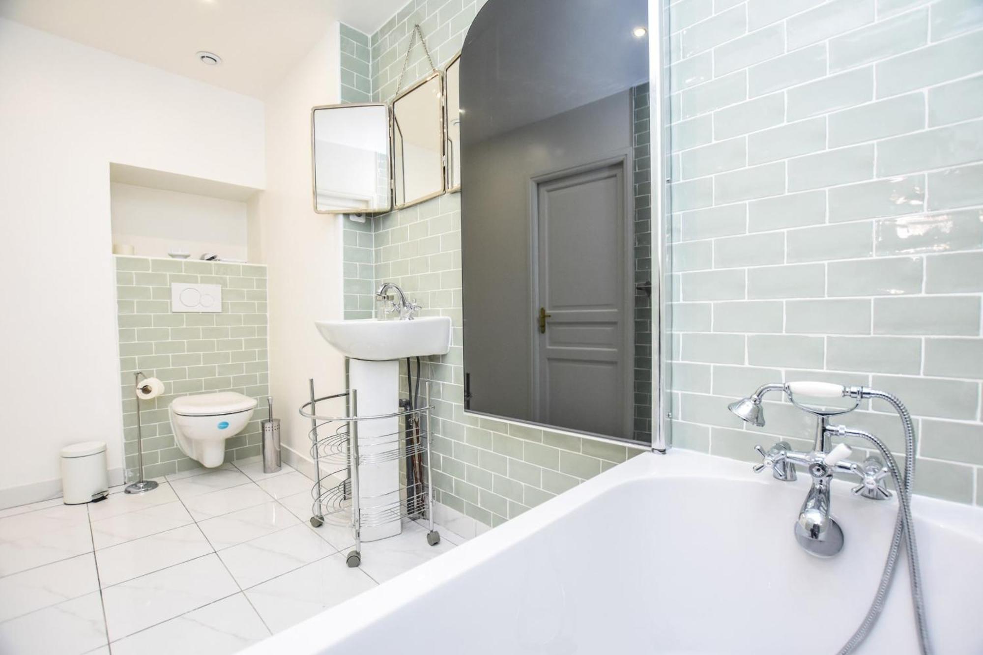 Chic - 3br-8p - Gare De L'est Paris