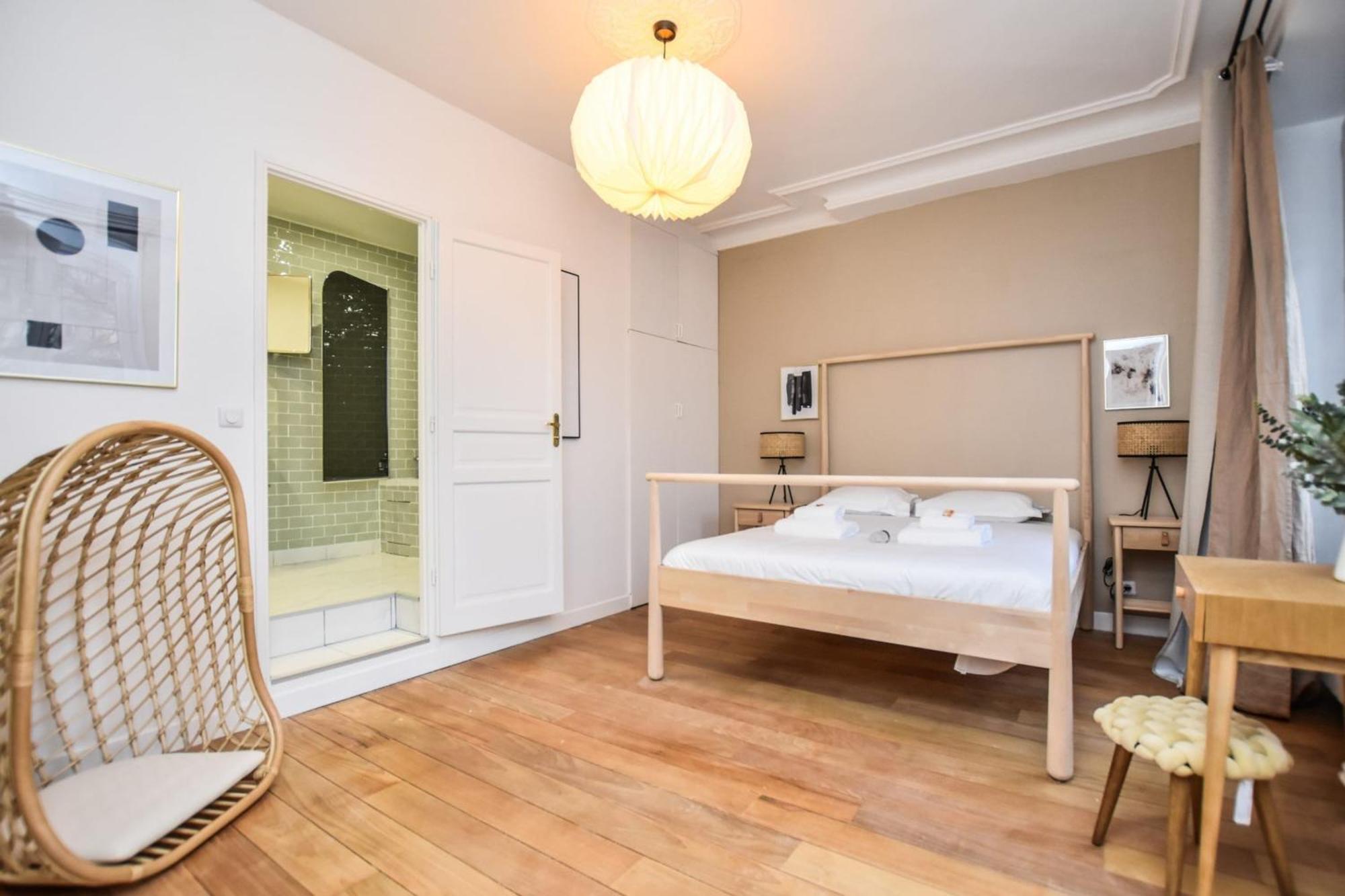 Chic - 3br-8p - Gare De L'est Apartment Paris