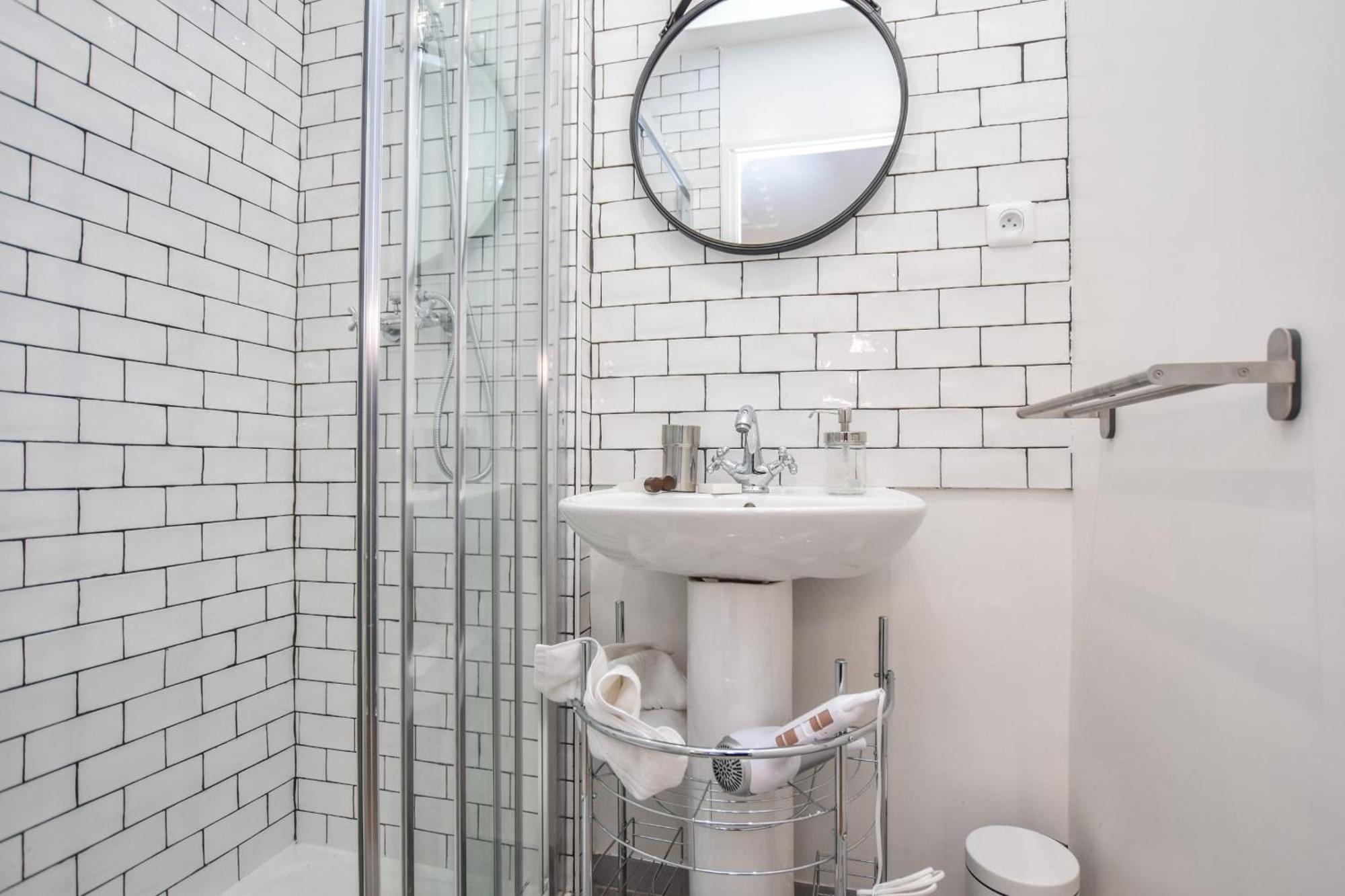 Chic - 3br-8p - Gare De L'est Apartment *