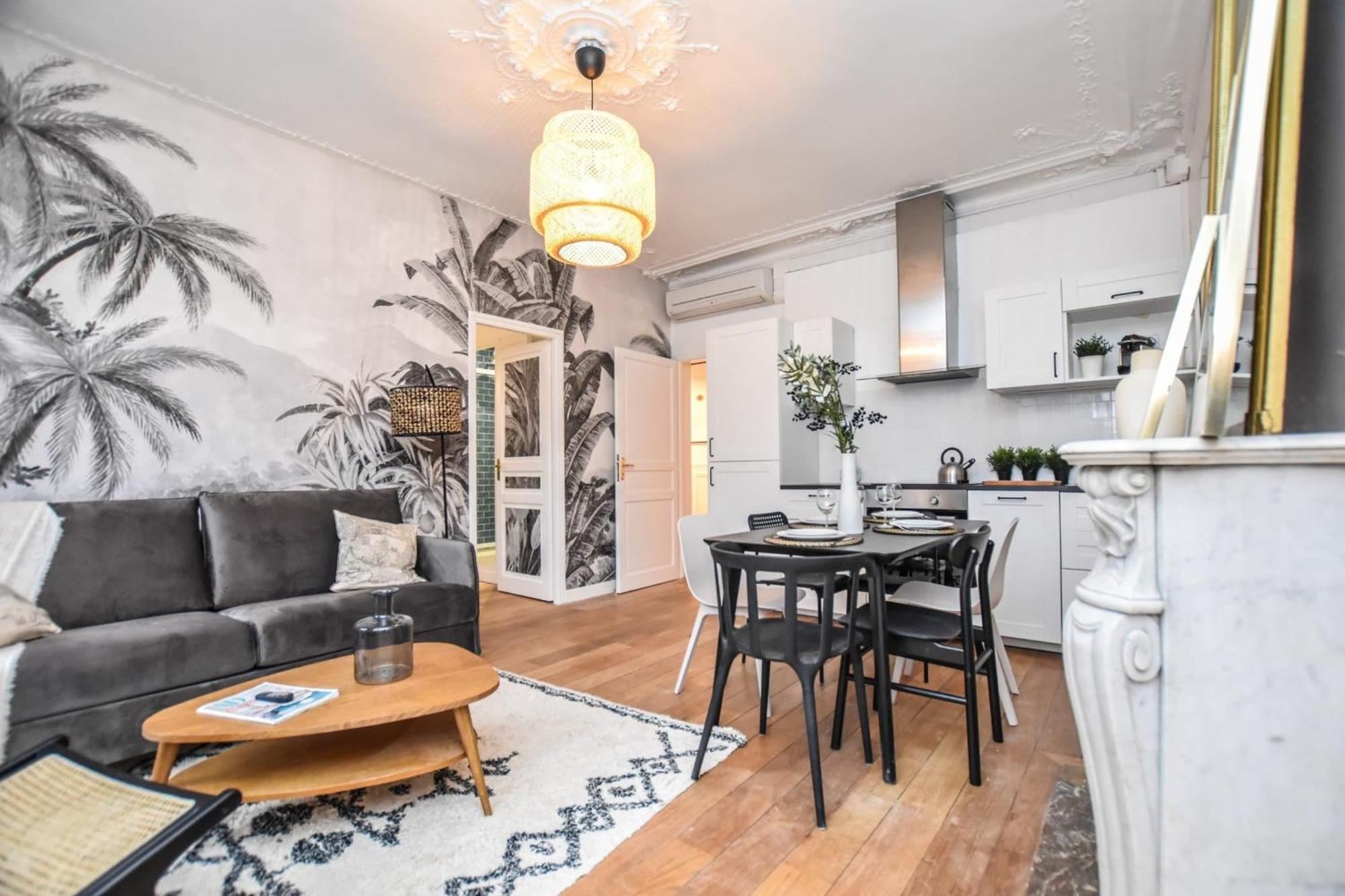 Chic - 3br-8p - Gare De L'est Apartment