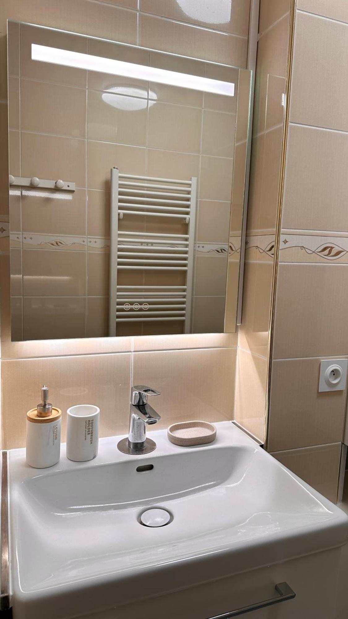Apartment 123 - Spacieux Pour 8 Personnes A Paris