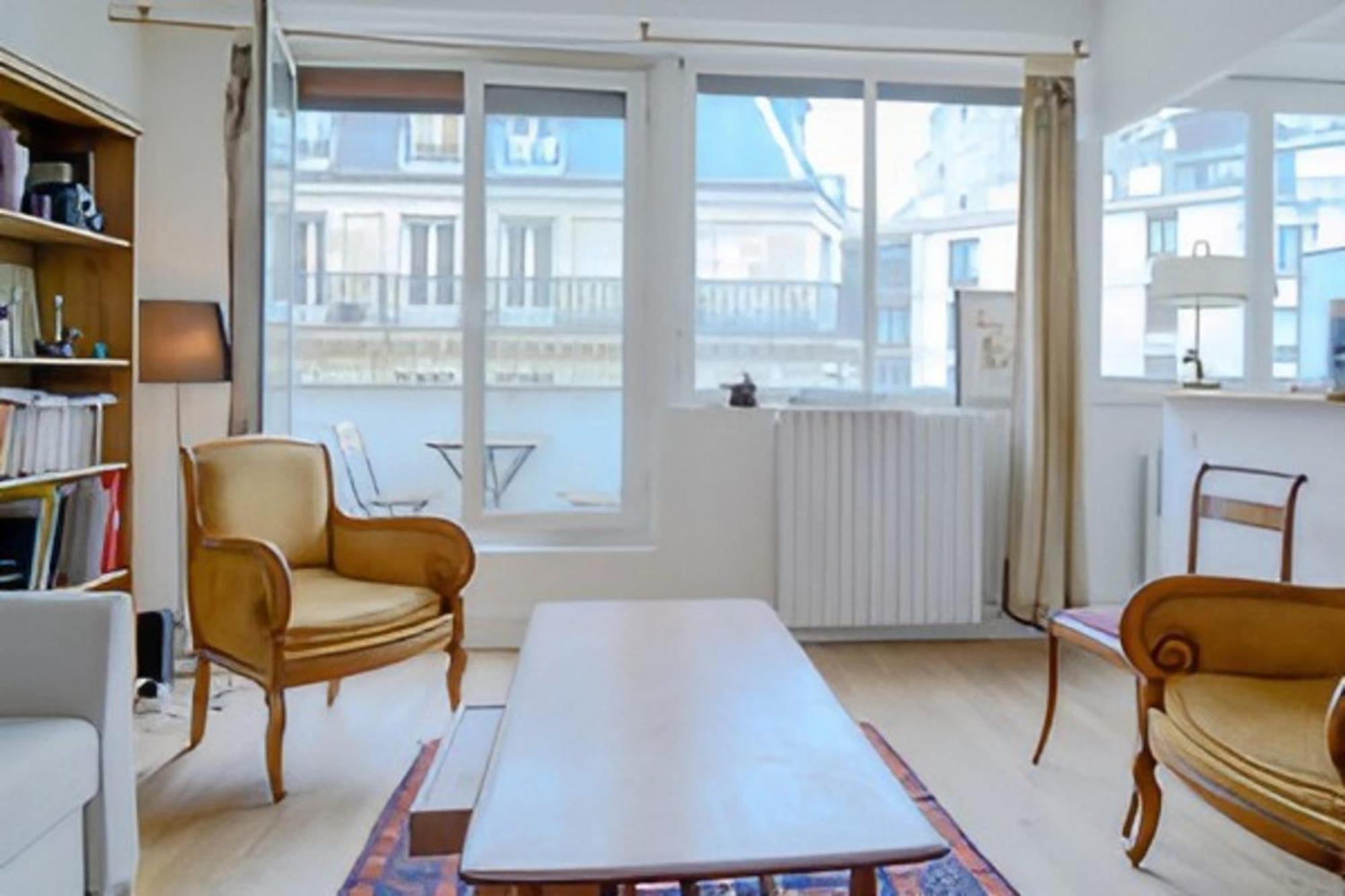 Apartment Comfortable Cocoon With Balcony *