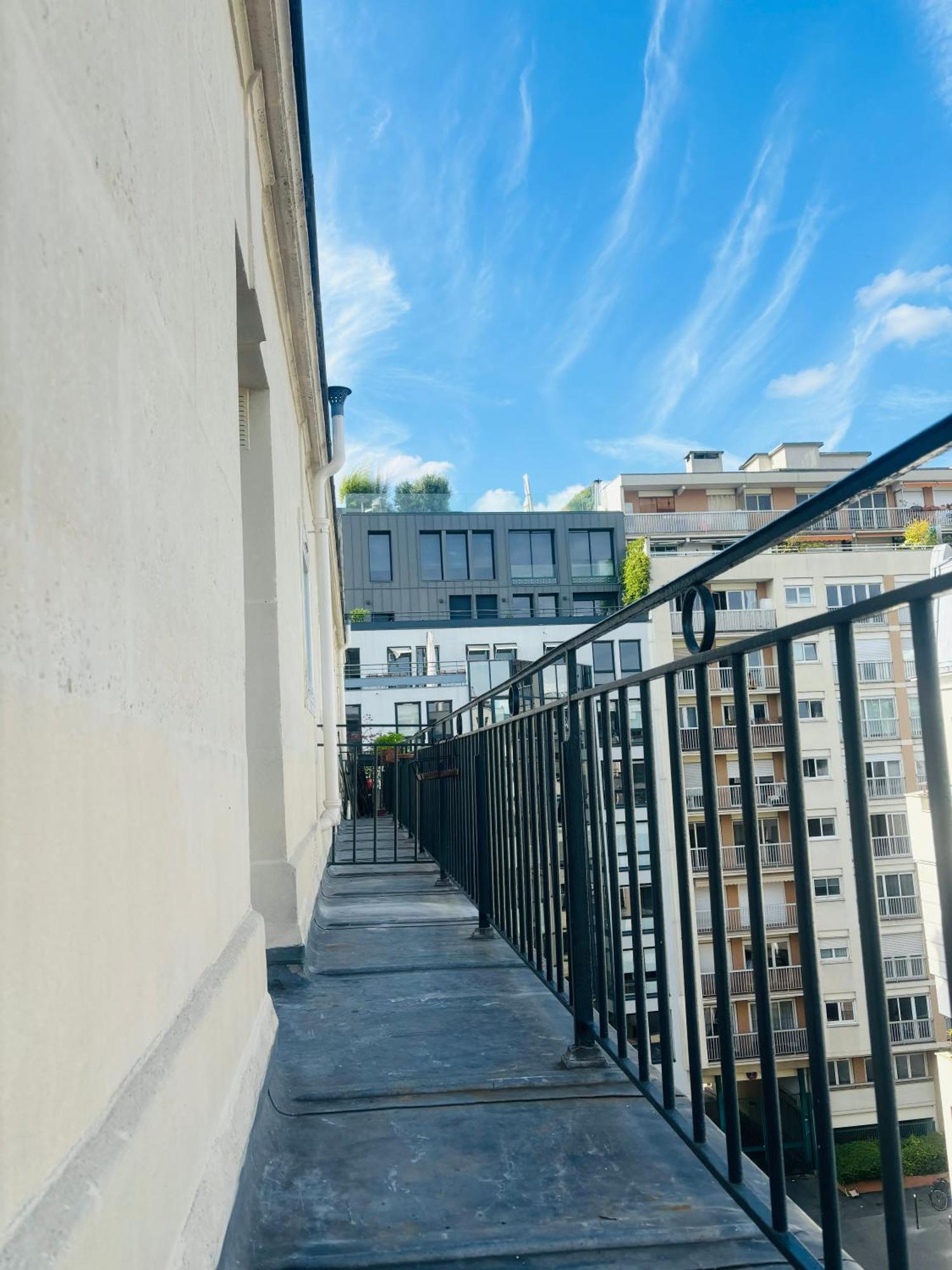 La Maison Du Bonheur A Charonne Apartment *