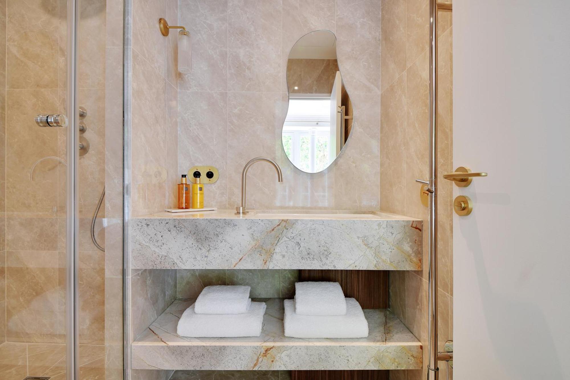 Oniri - Serviced In Saint Germain Apartment Paris