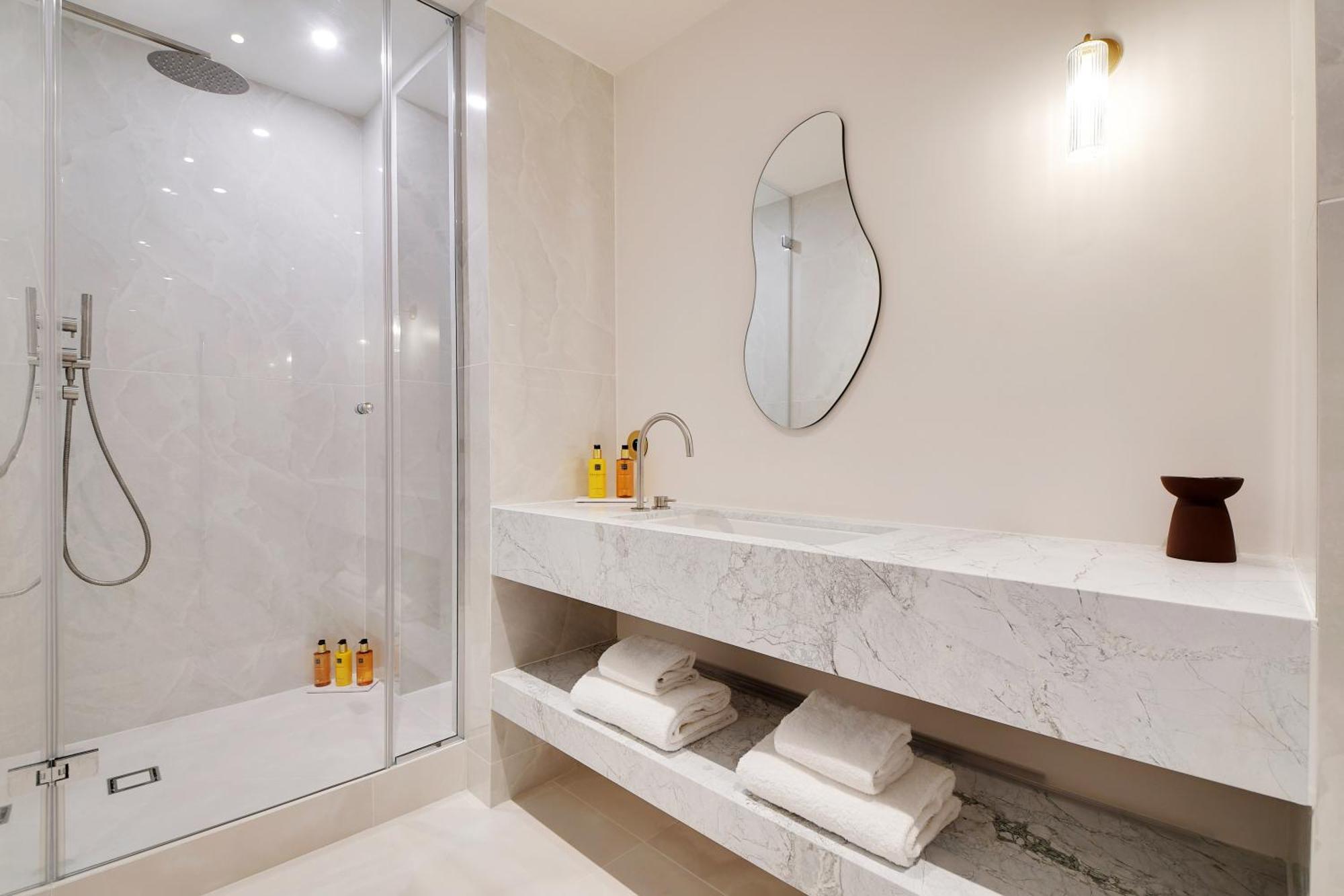 Oniri - Serviced In Saint Germain Apartment *