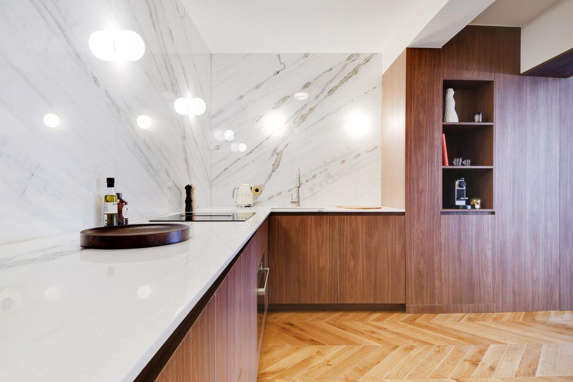 Oniri - Serviced In Saint Germain