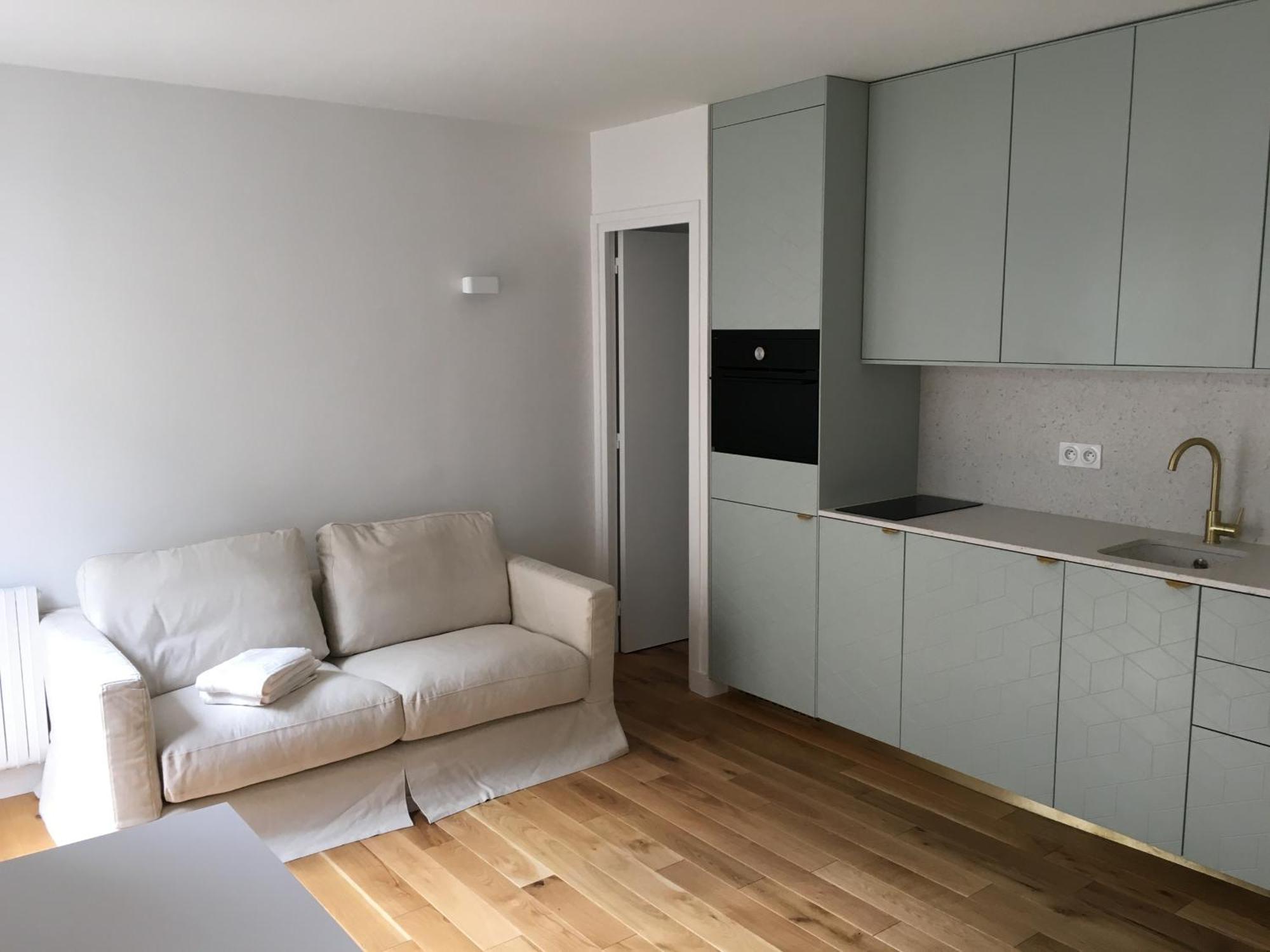 Apartment At Saint-paul, Le Marais *