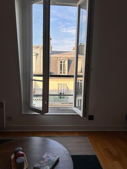 Renovated Flat Near Tour Eiffel Appartement Paris