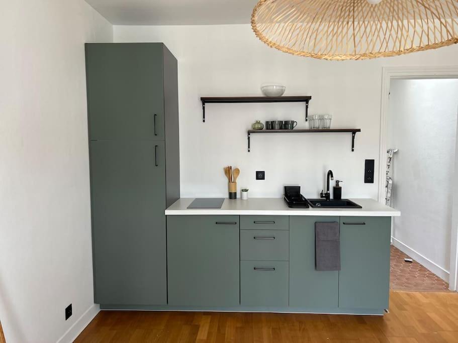 Renovated Flat Near Tour Eiffel Appartement Paris