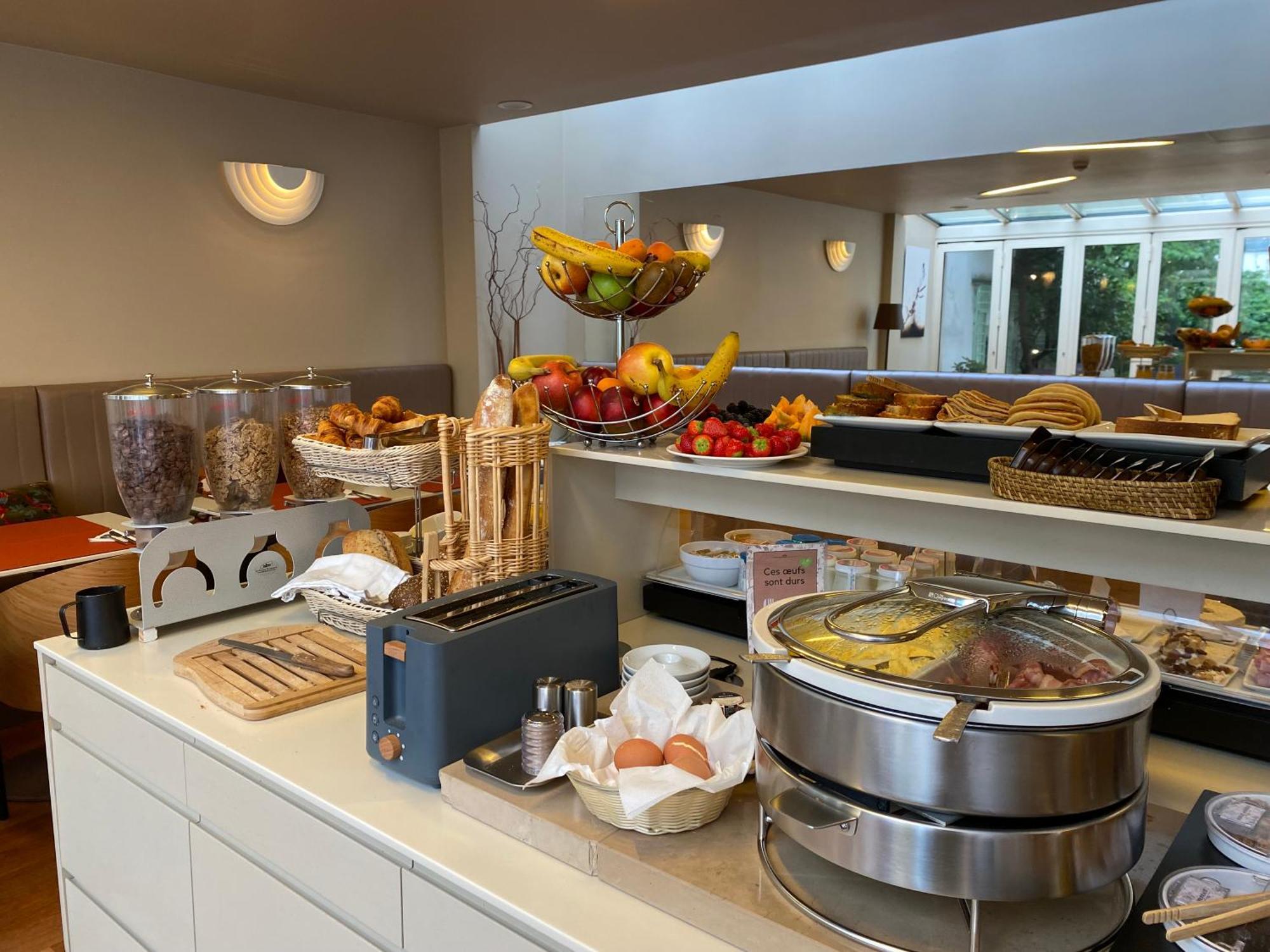 Mistral Hotel Paris