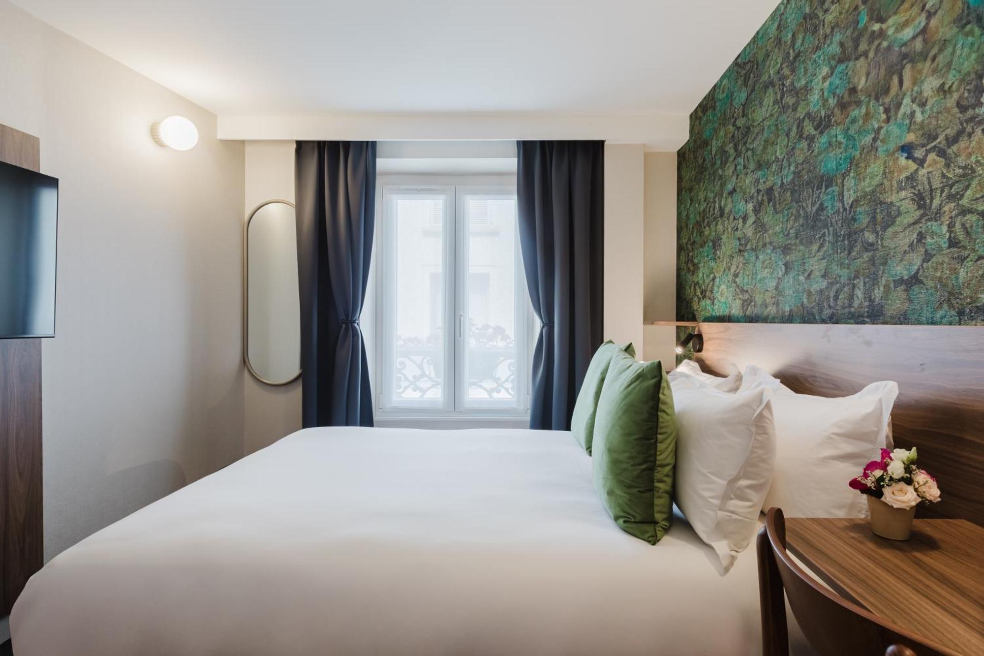 Opera Hotel