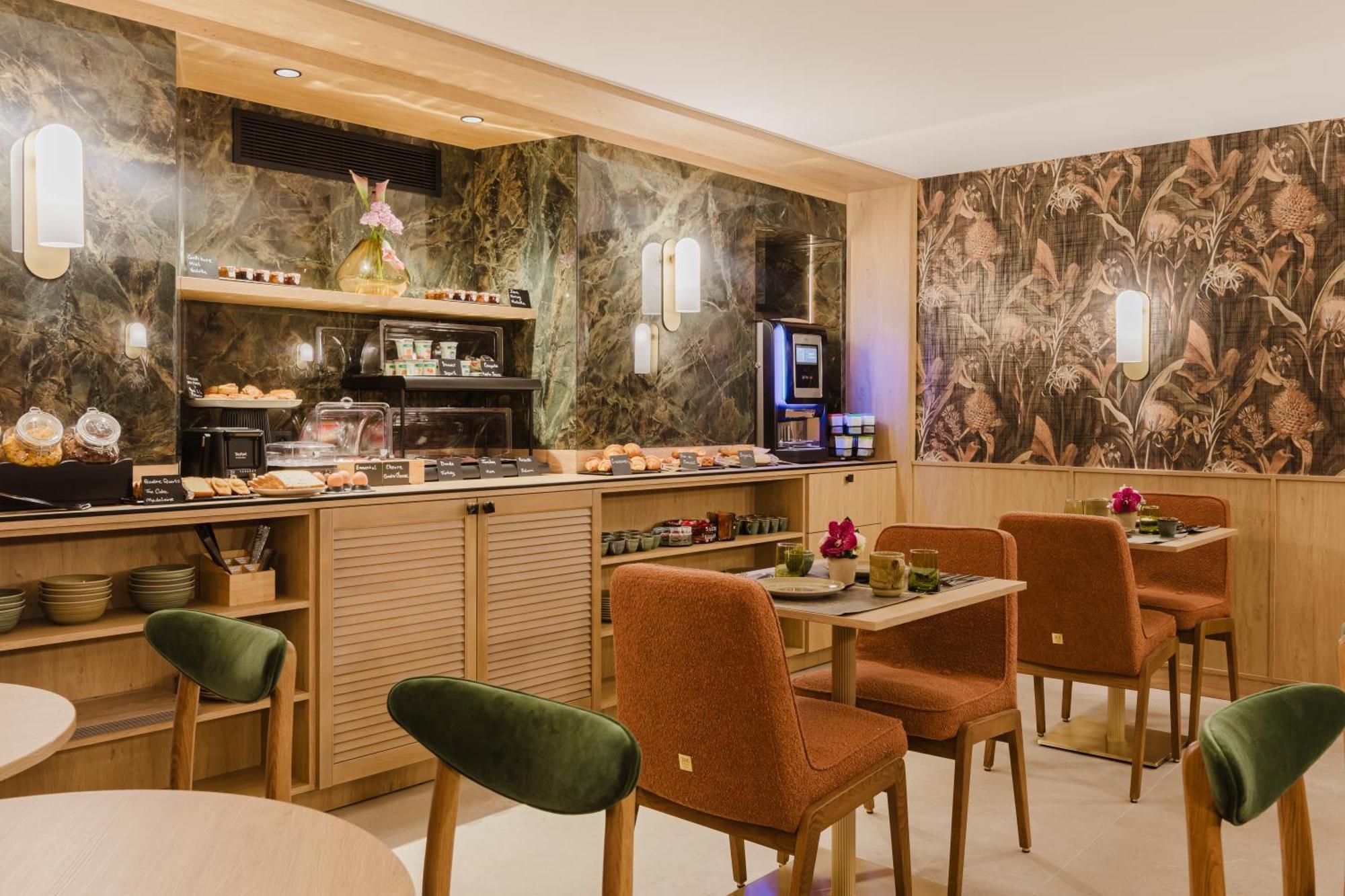 Opera Hotel 3*