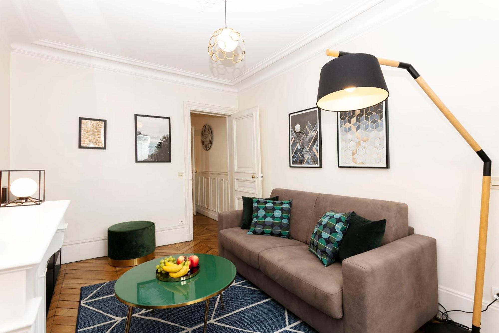 Dame 1br Cozy Flat Apartment Paris