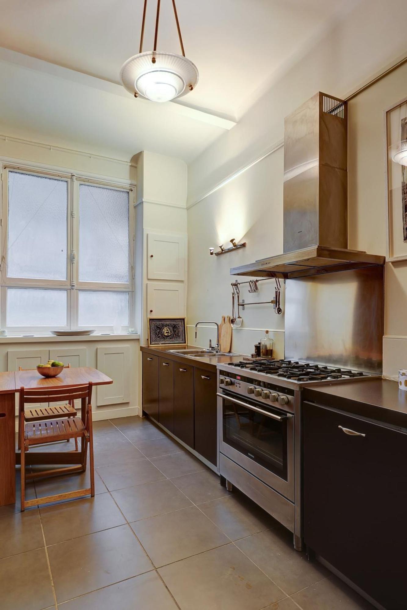 The Seine & Pont De L'alma - 2br With Balcony - Cityapartmentstay Appartement