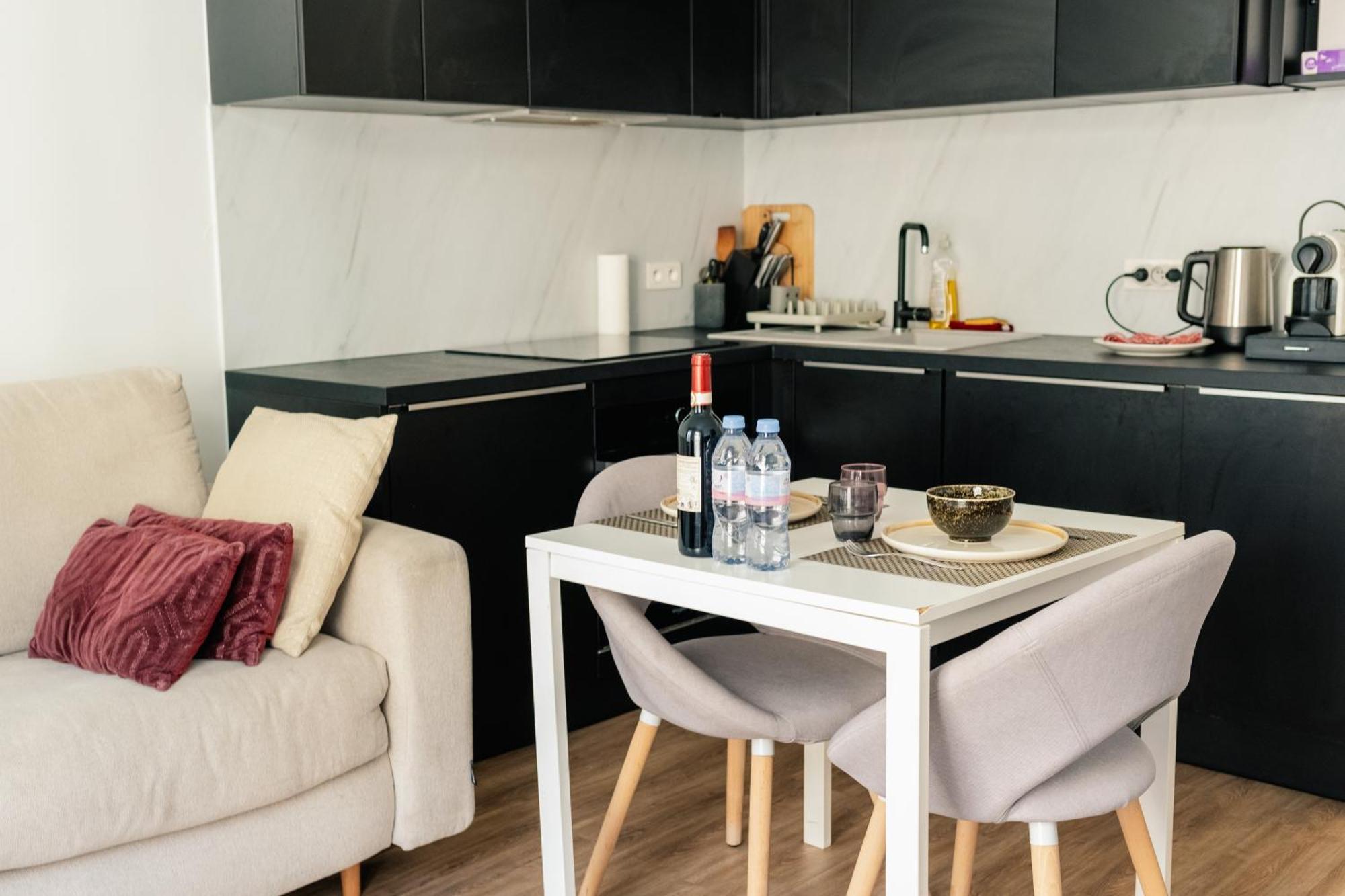 Lovely Bastille Apartment *