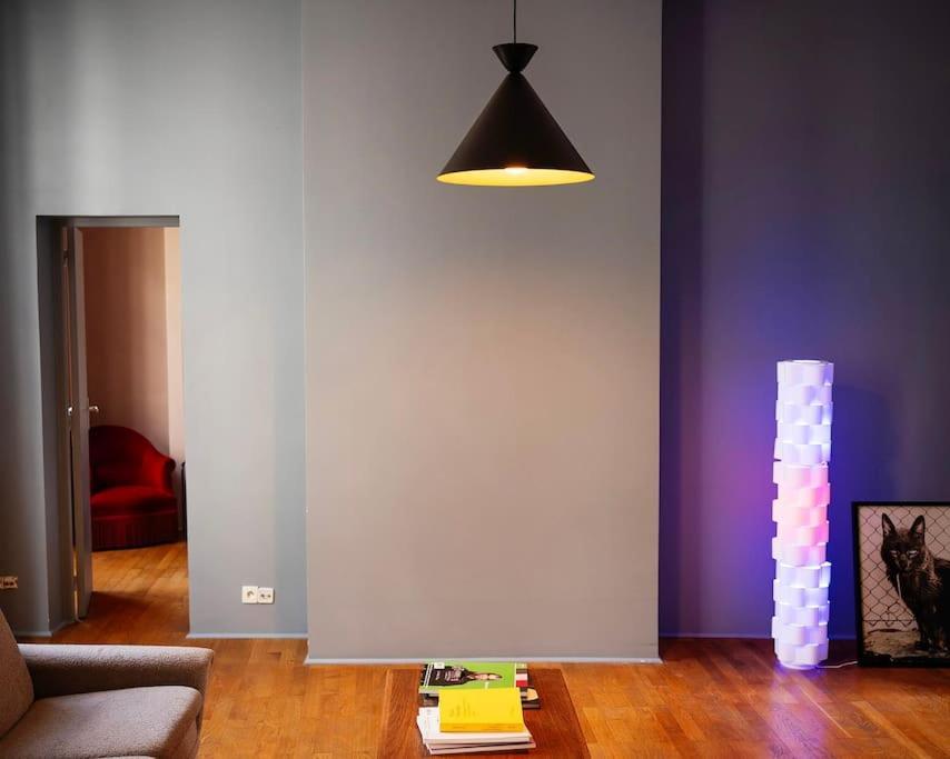 Coeur Du Marais - Grand 2 Apartment *