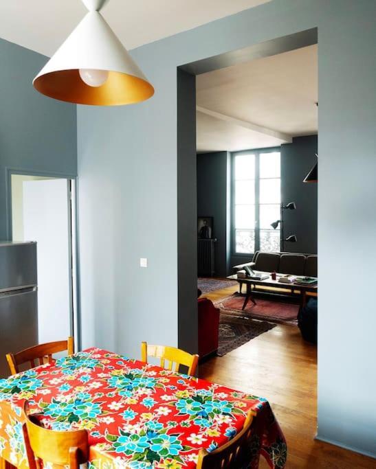 Coeur Du Marais - Grand 2 Apartment *
