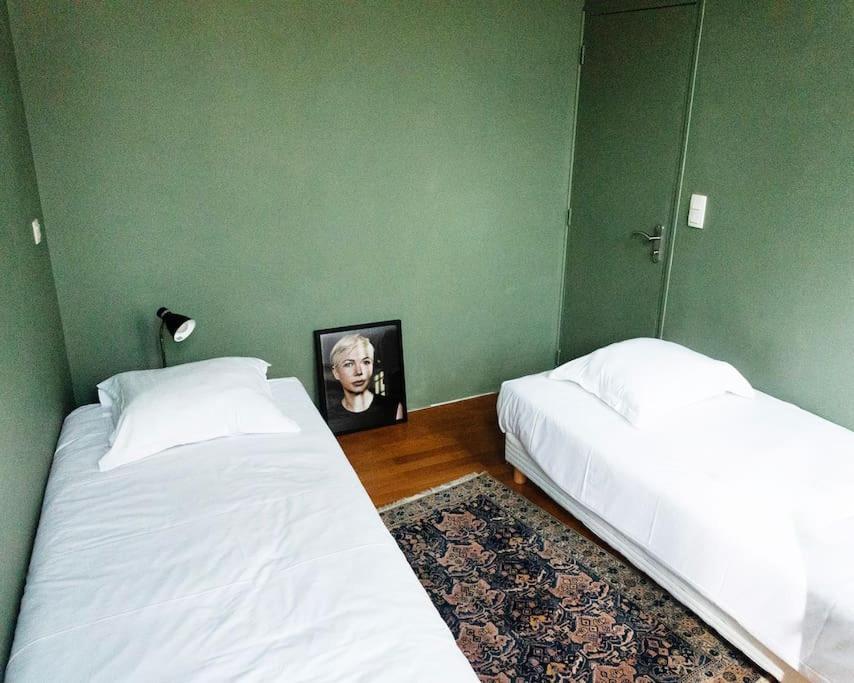 Coeur Du Marais - Grand 2 Apartment *