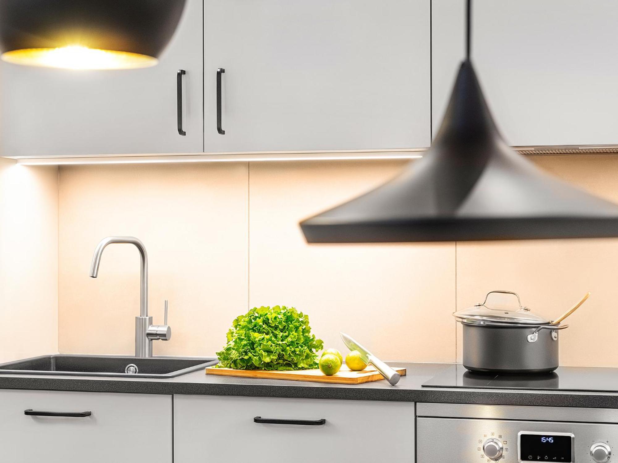 Livinparis Luxury Ac 3 Bedrooms Le Louvre Ii Apartment