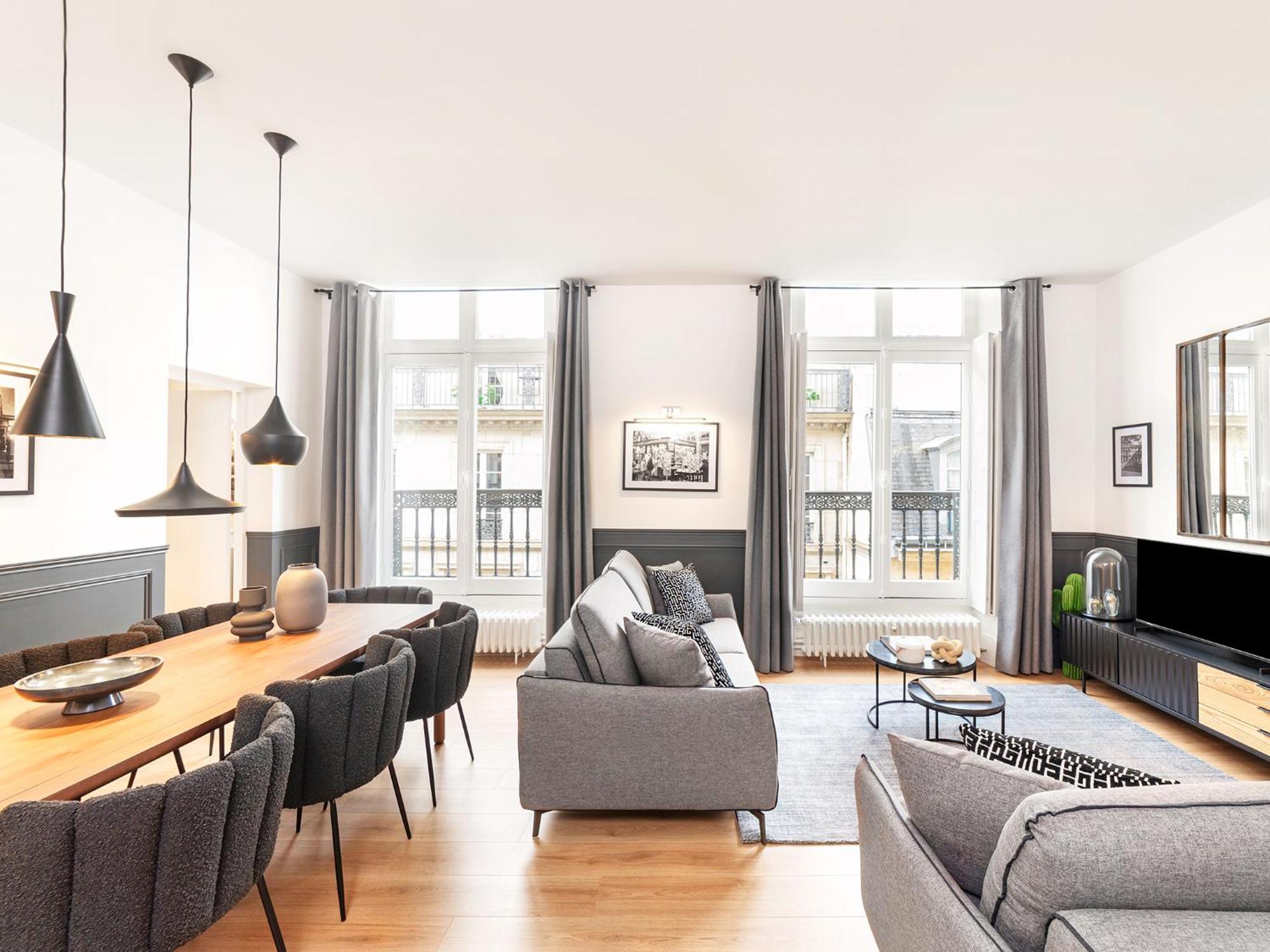 Livinparis Luxury Ac 3 Bedrooms Le Louvre Ii Apartment *