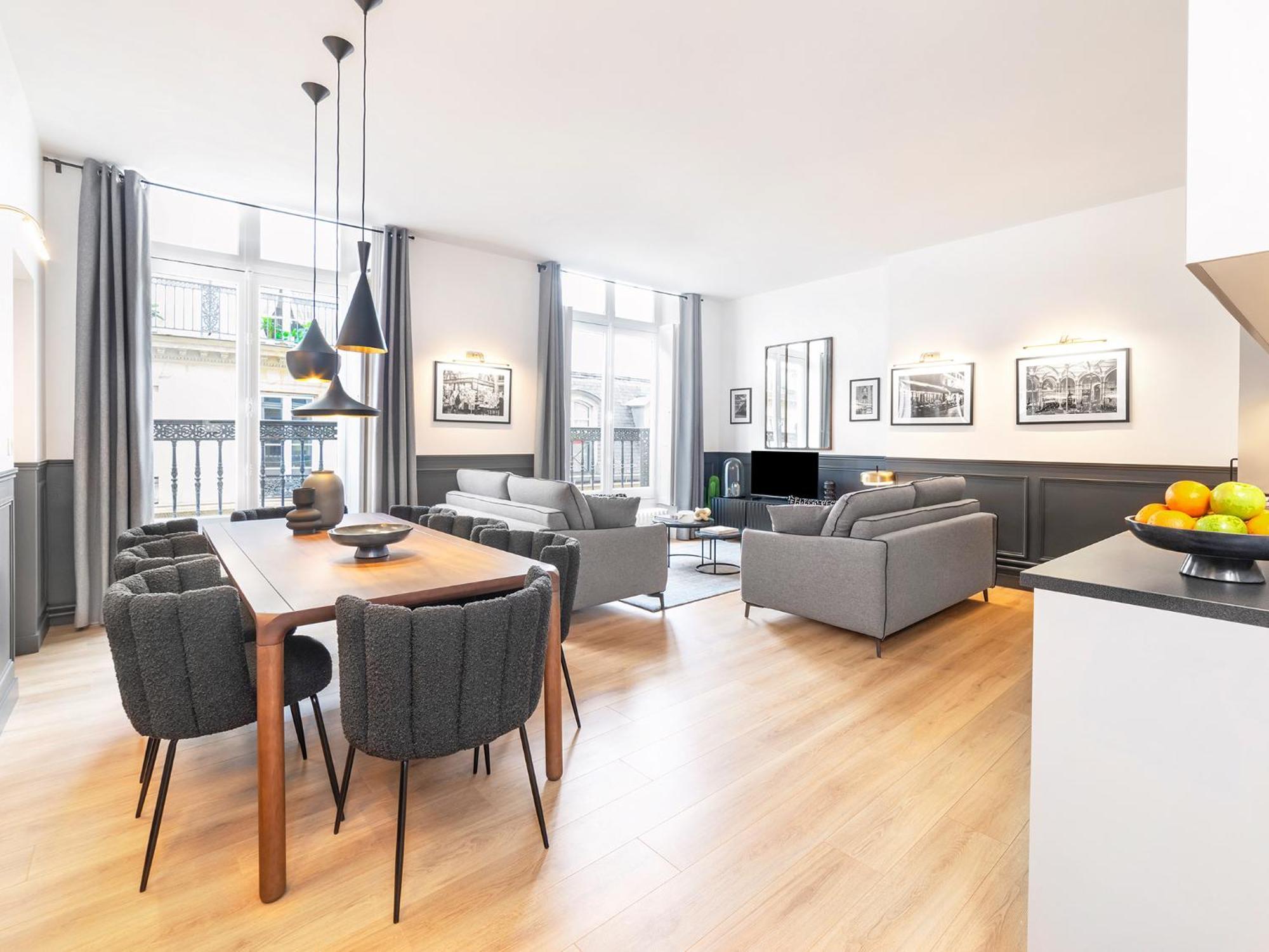 Livinparis Luxury Ac 3 Bedrooms Le Louvre Ii *