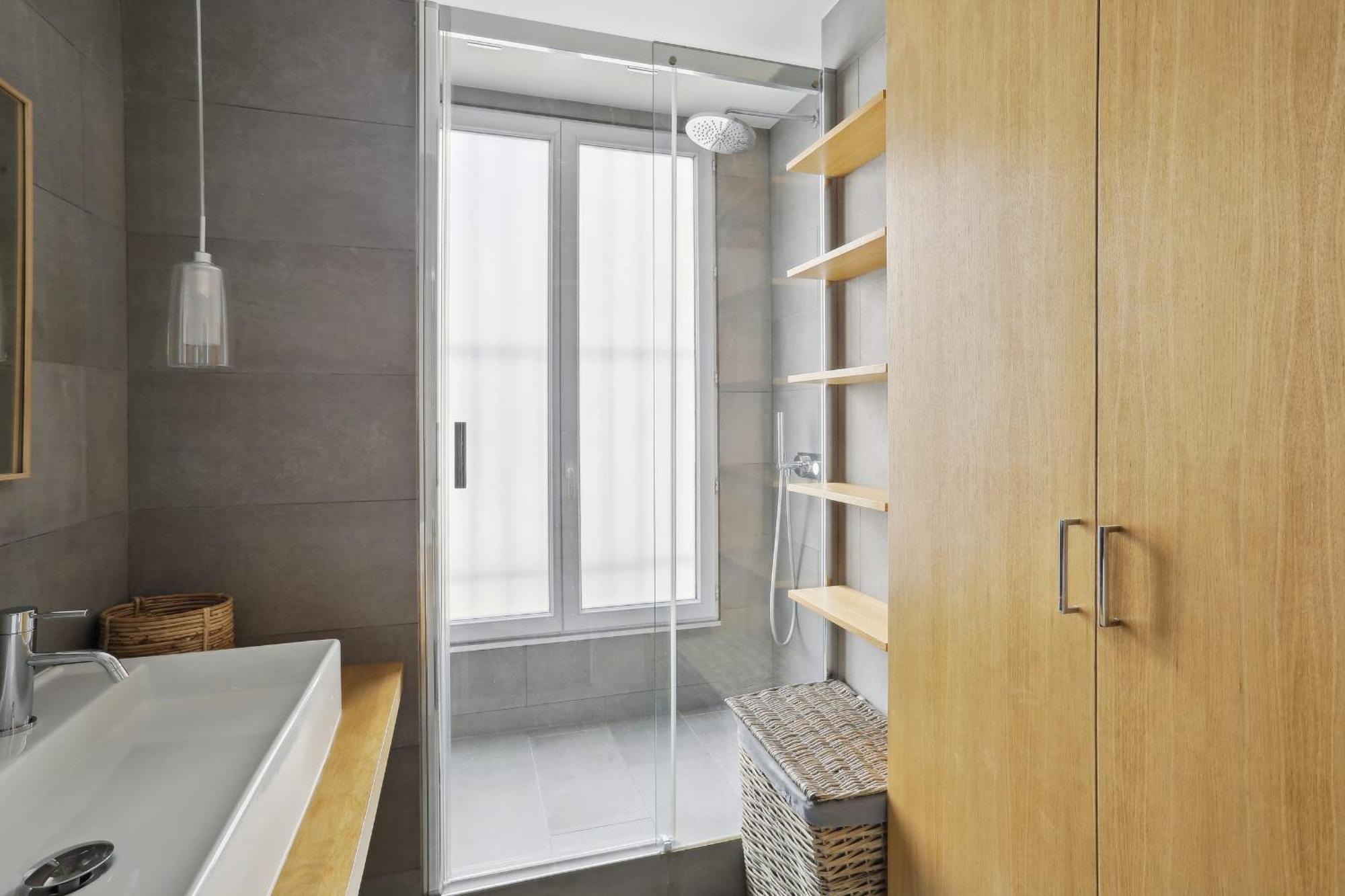 Saint Germain & Buci - 2br - Cityapartmentstay *