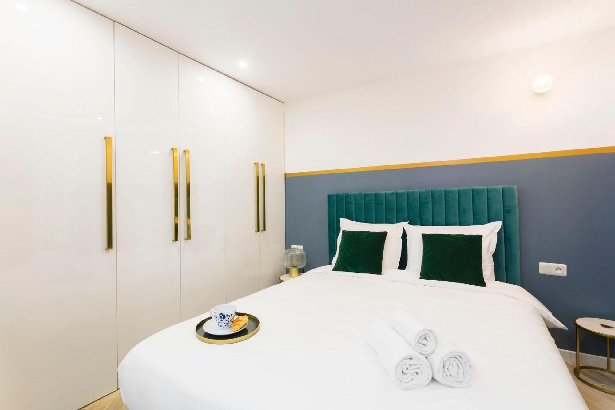 Apartment Louvre - 2br - Cityapartmentstay Paris