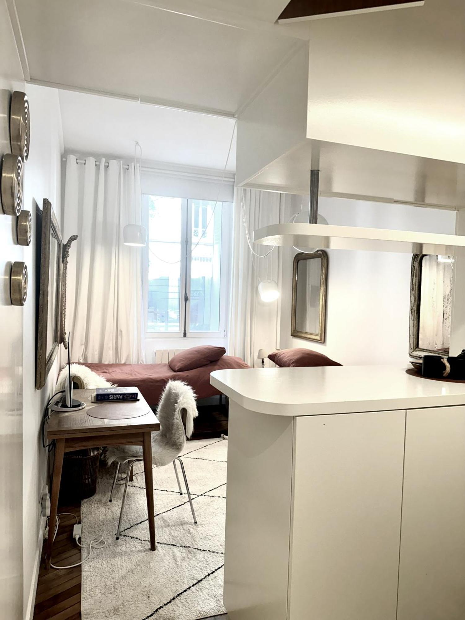 Apartment Climatise Pour 1 Ou 2 Personnes Au 109 Avenue Mozart 16 *