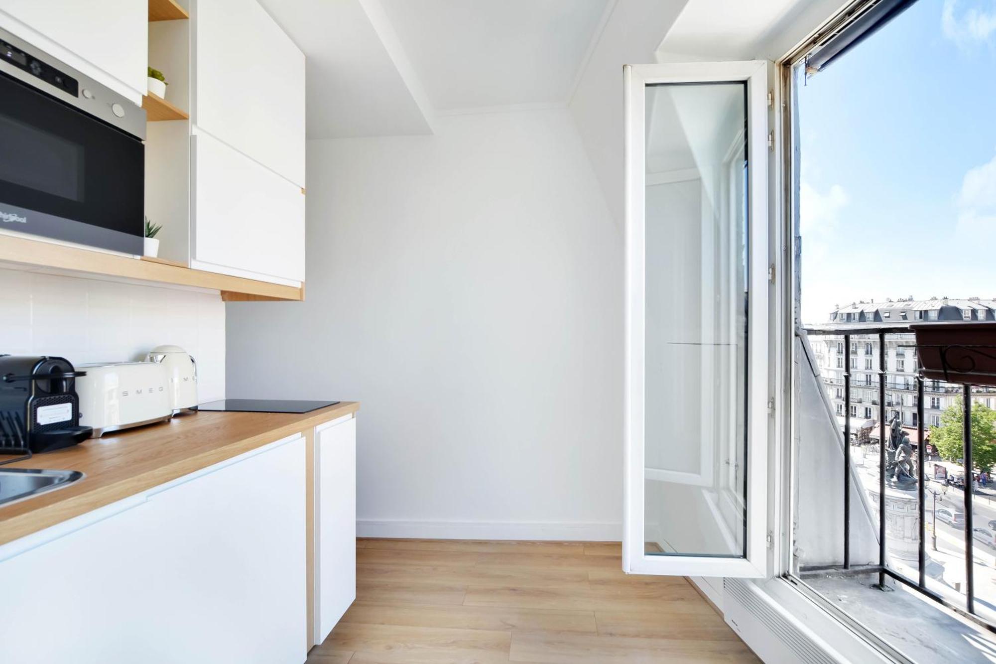 Apartment Superb Bright Clichy Montmartre