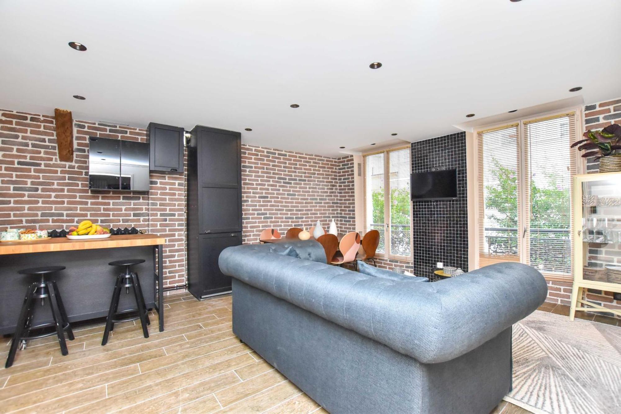Charming 3br Montorgueil Republique * Paris