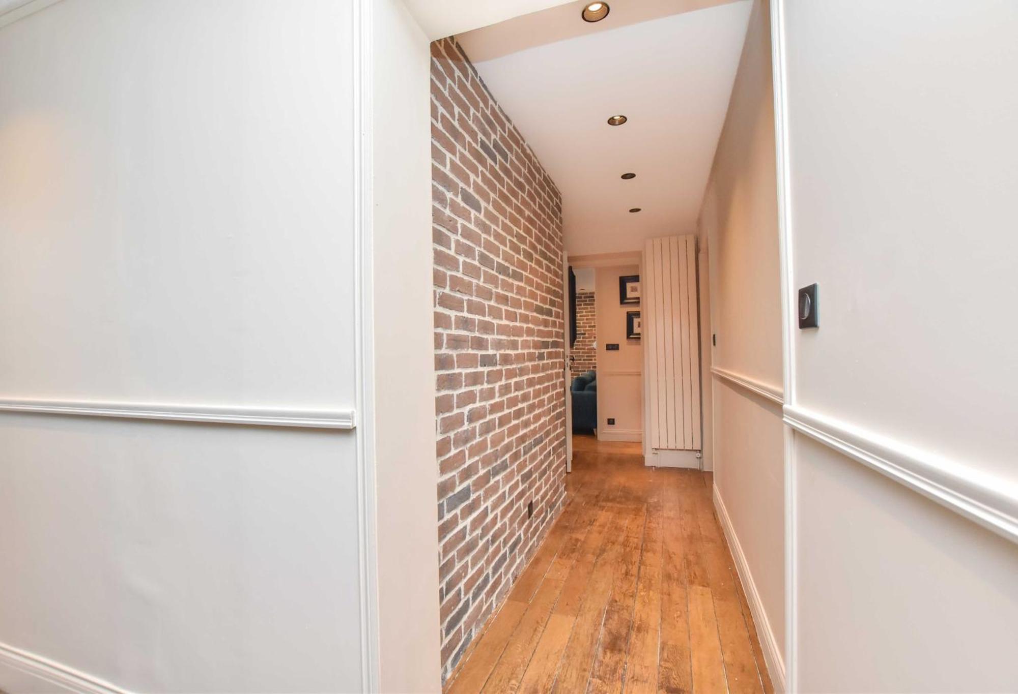Charming 3br Montorgueil Republique Paris