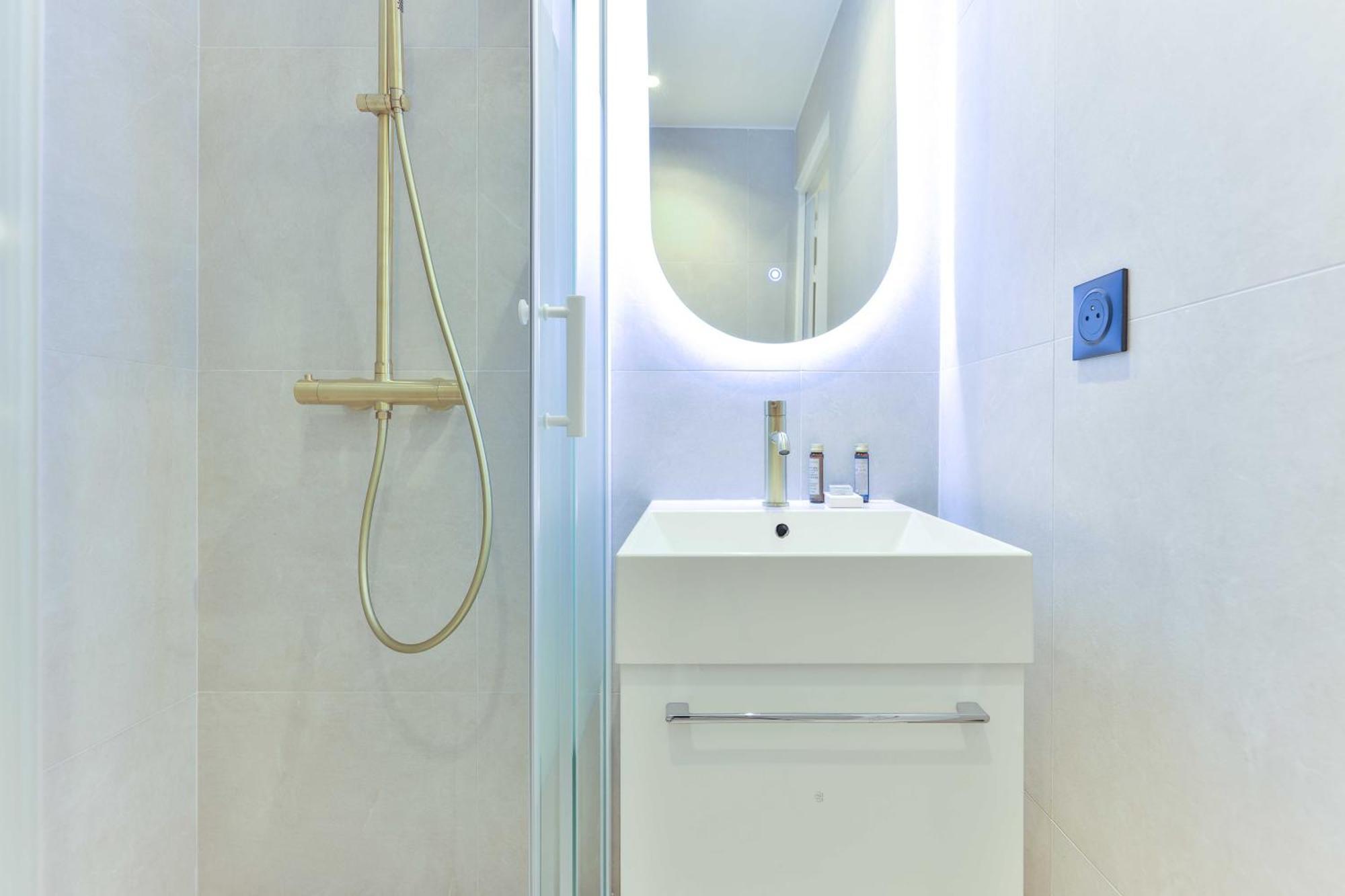 Beautiful Studio 2p Eiffel Tower Rue Du Commerce Apartment *