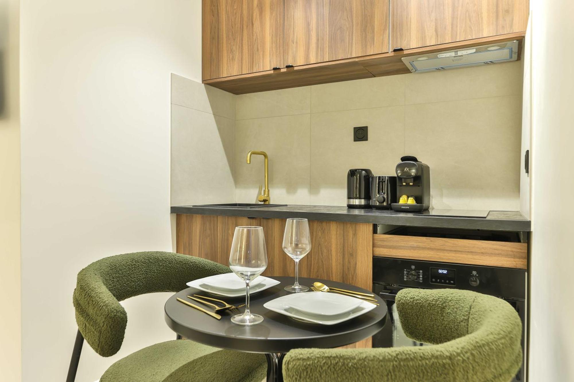 Apartment Beautiful Studio 2p Eiffel Tower Rue Du Commerce