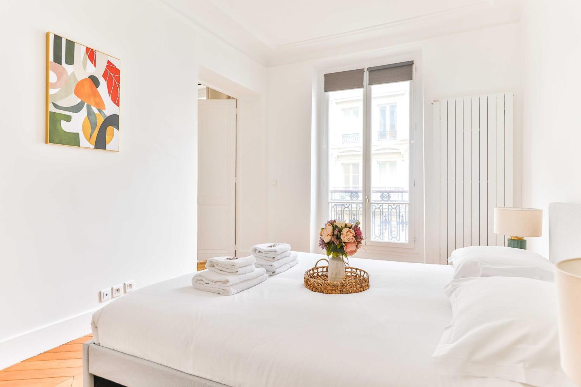 Apartment Spacious - 2br-4p - Montmartre-moulin Rouge Paris