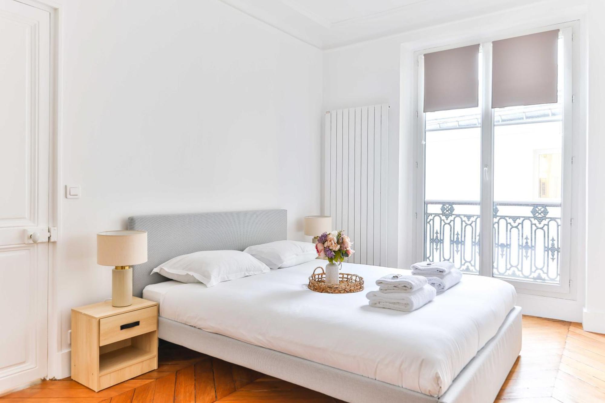 Spacious - 2br-4p - Montmartre-moulin Rouge Apartment *