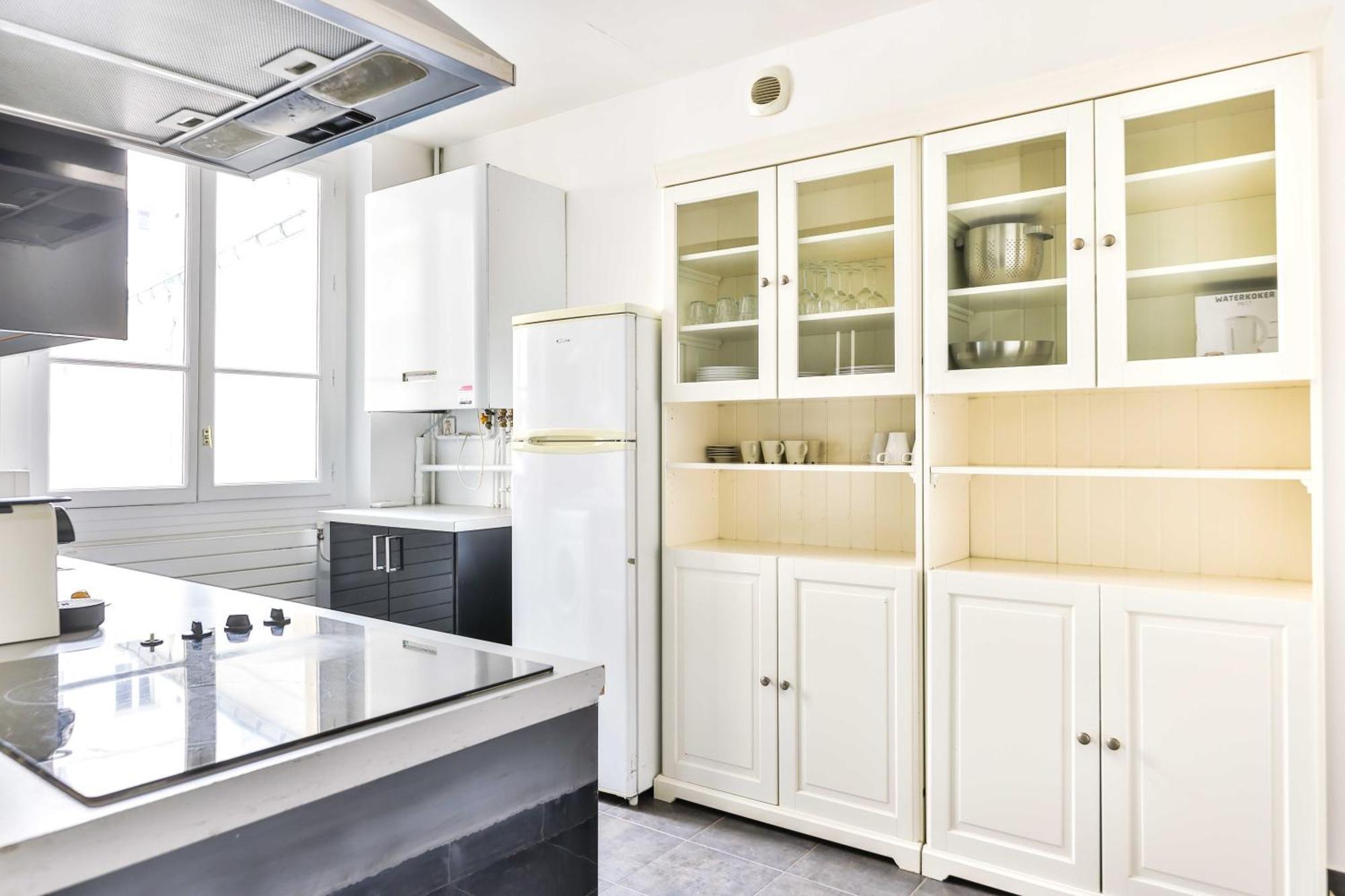 Spacious - 2br-4p - Montmartre-moulin Rouge * Paris