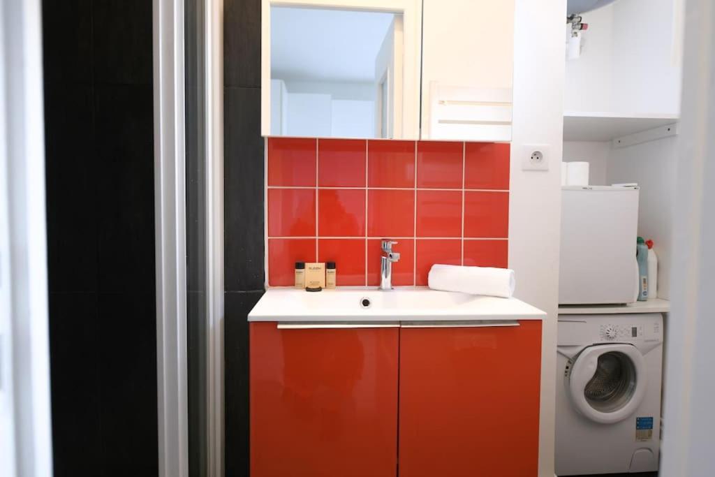 Shelter Oberkampf Apartment