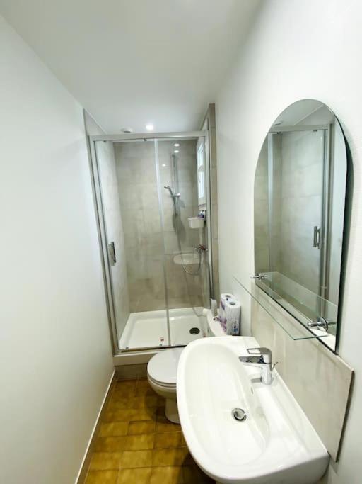 Maj Iena - 16 Apartment *