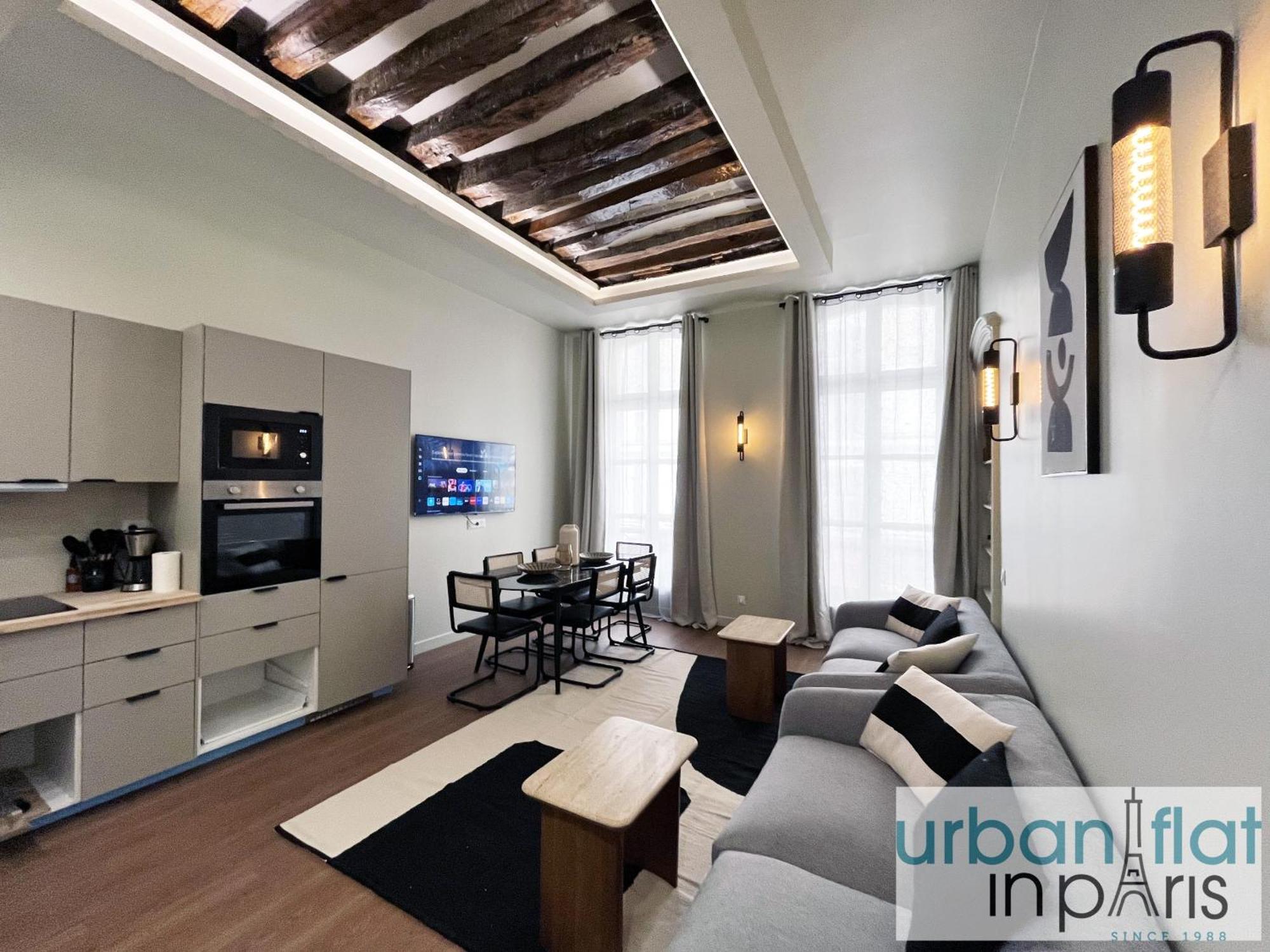 Apartment Urban Flat 188 - Sublime 4 Bedroom In *