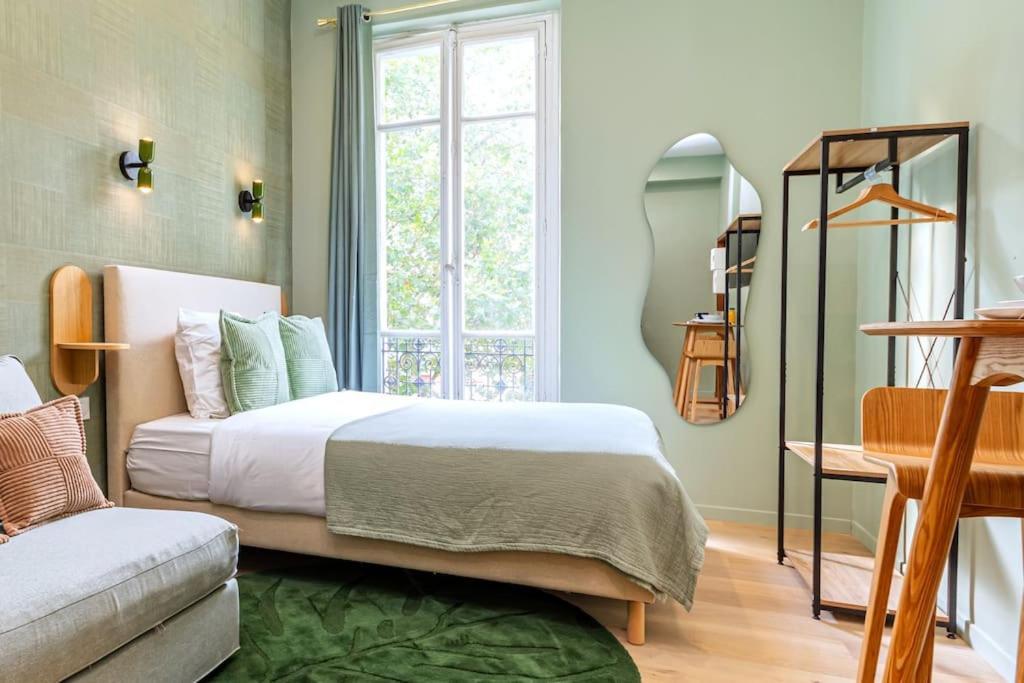 Appartement 3 Personnes Proche Champs Elysees