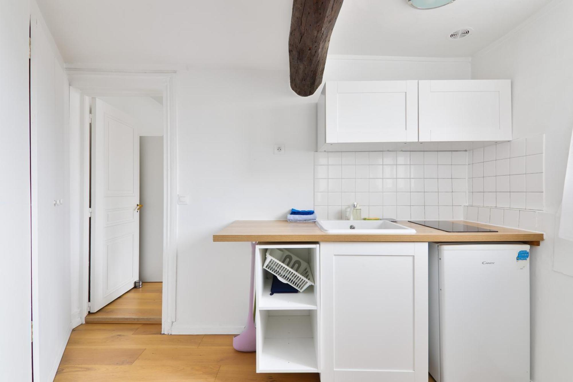 Apartment - Quartier Champs-elysees 5