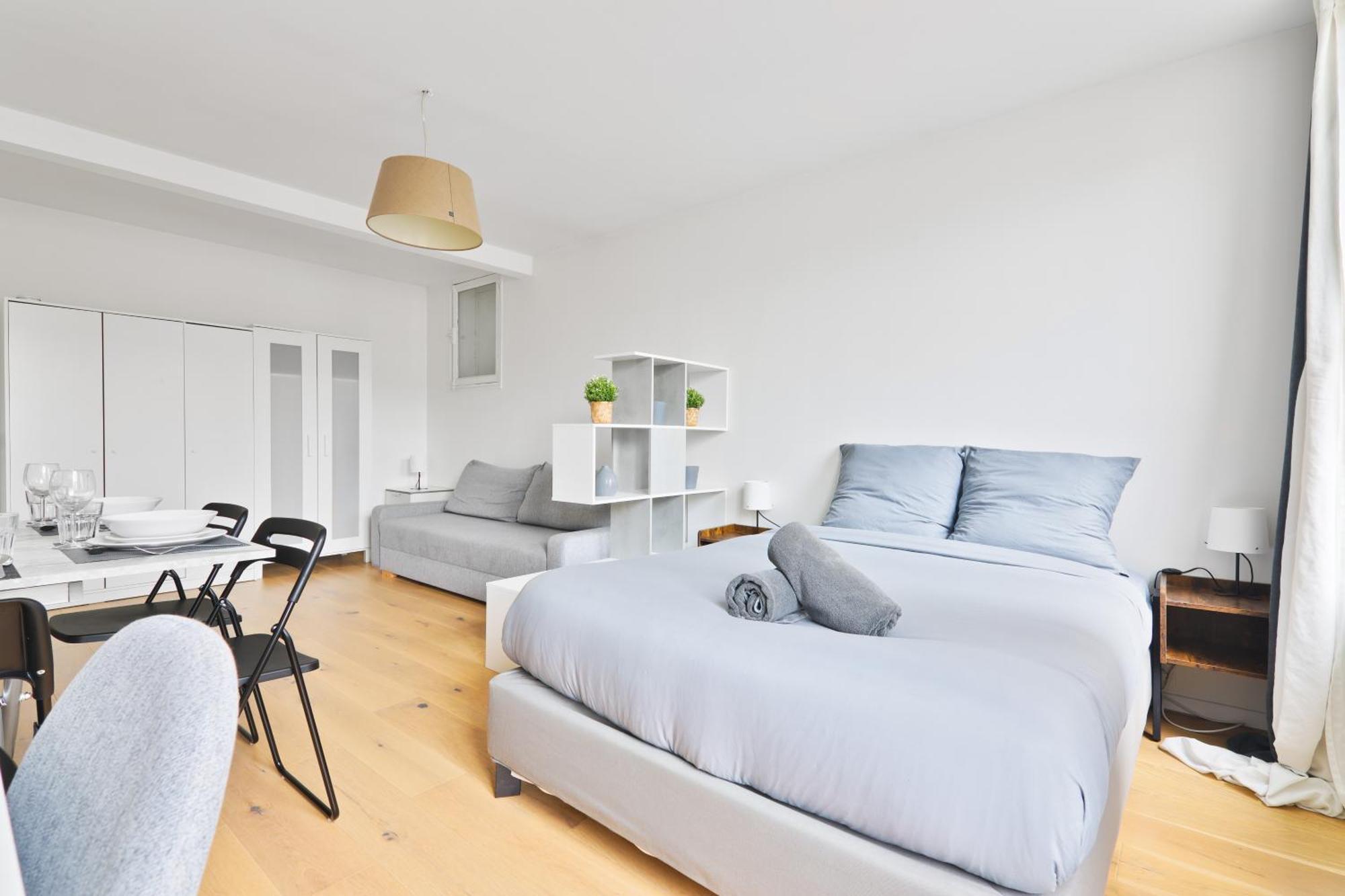 - Quartier Champs-elysees 5 Apartment