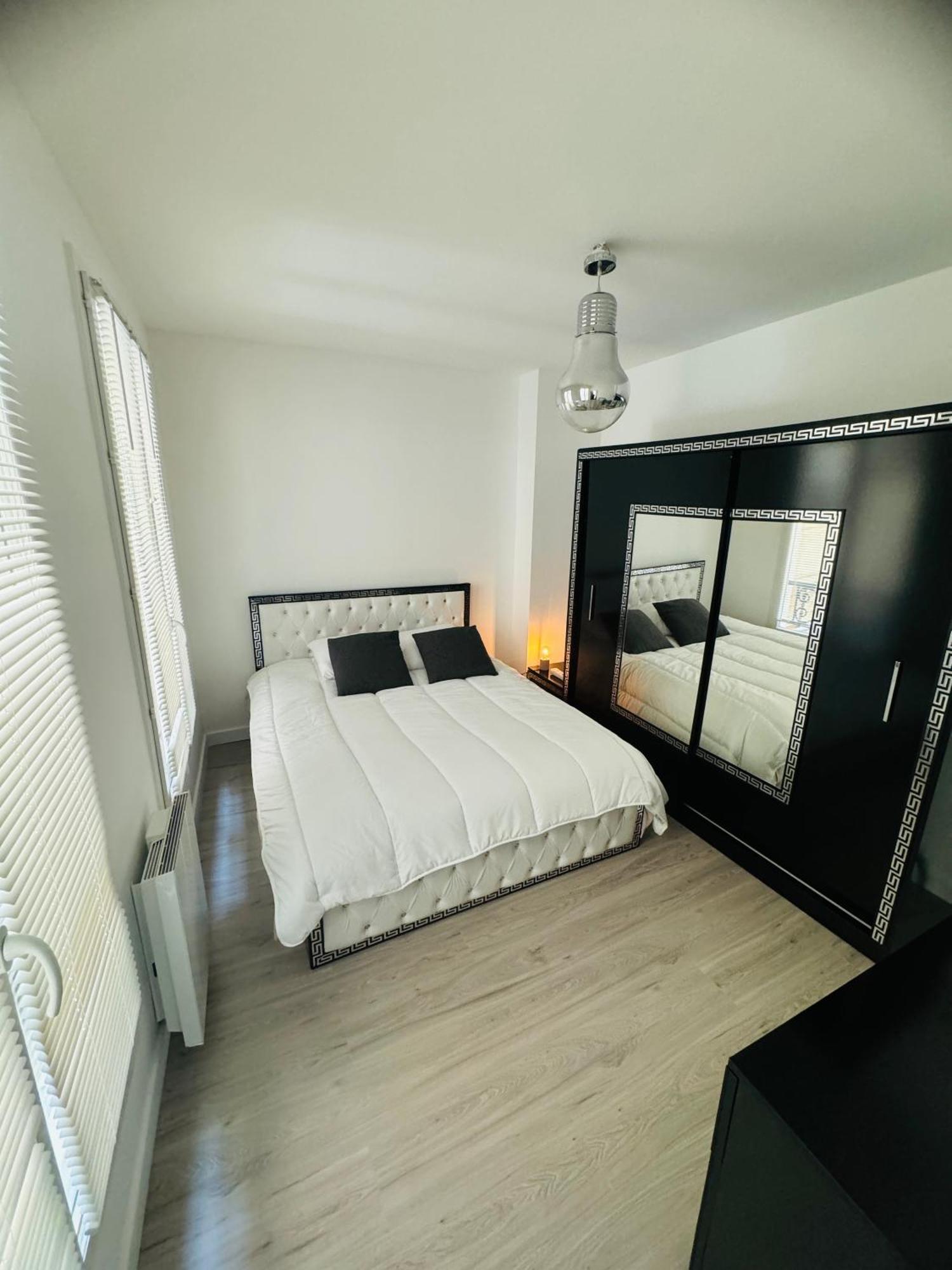 Charmante F2 Au Coeur De 1er Appartement *