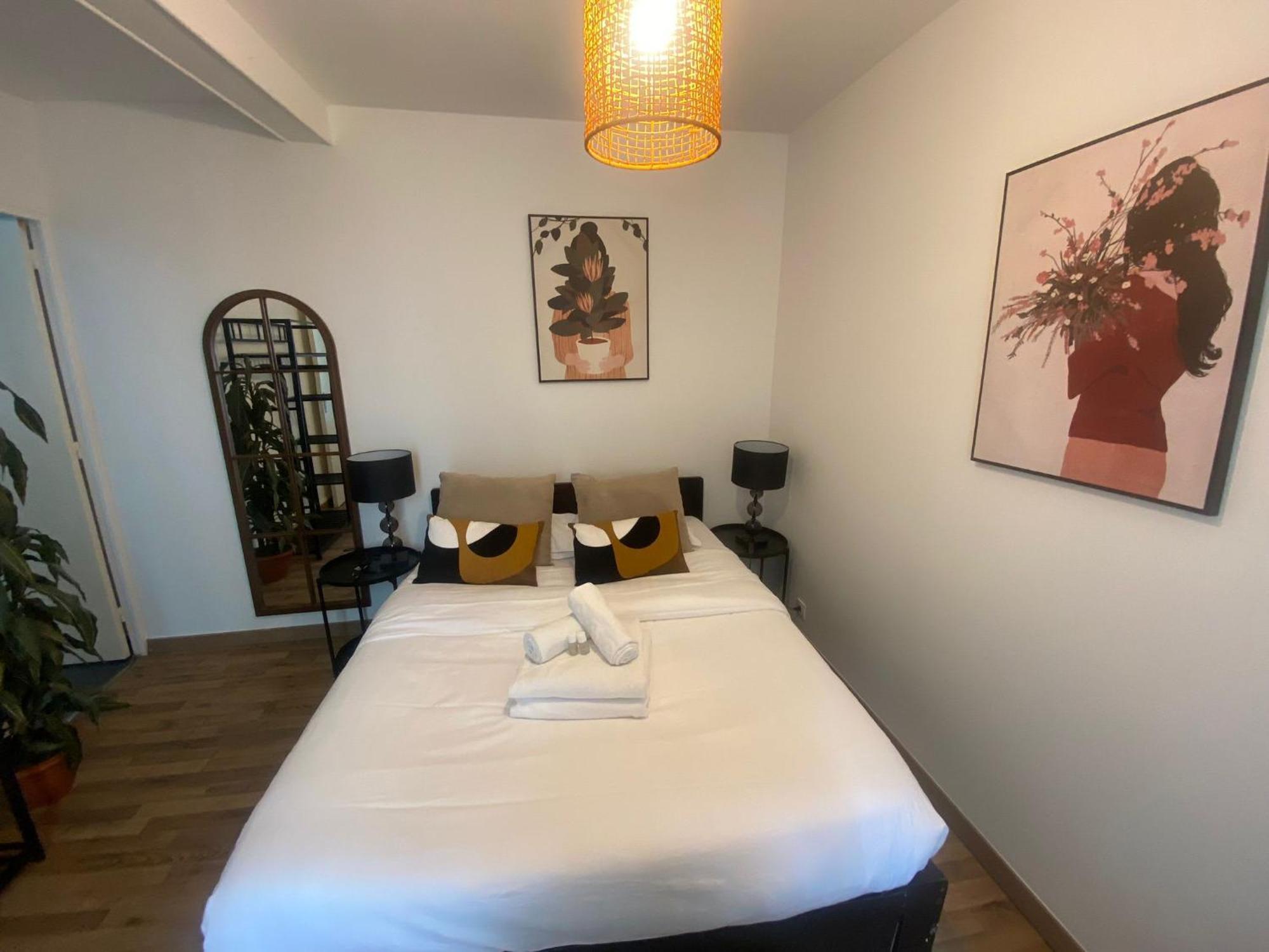 Jolie 2 Pieces Metro Voltaire - 11 - 2p - Flat-guest * Paris