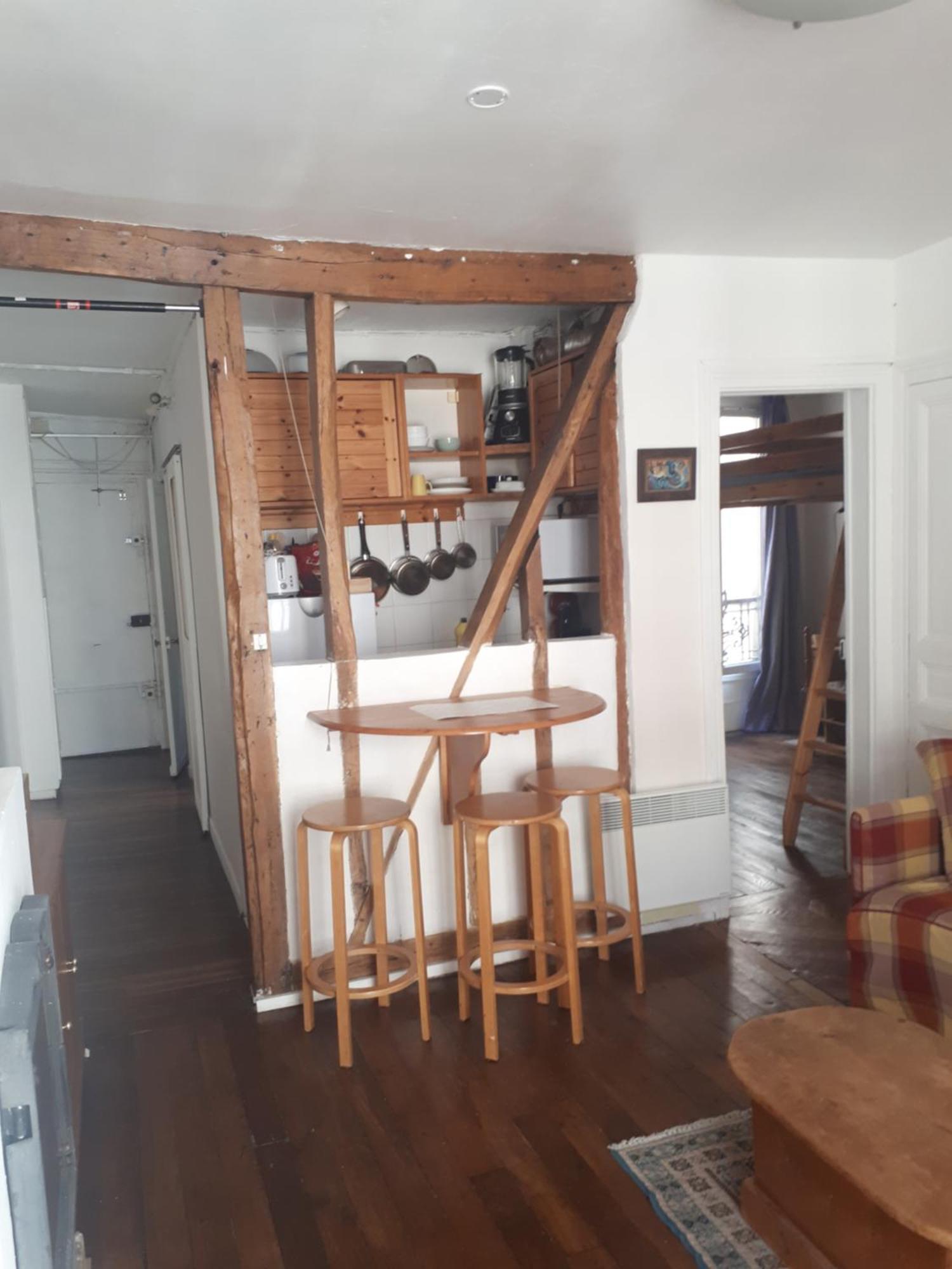 Homestay Batignolles - Parisian Paris