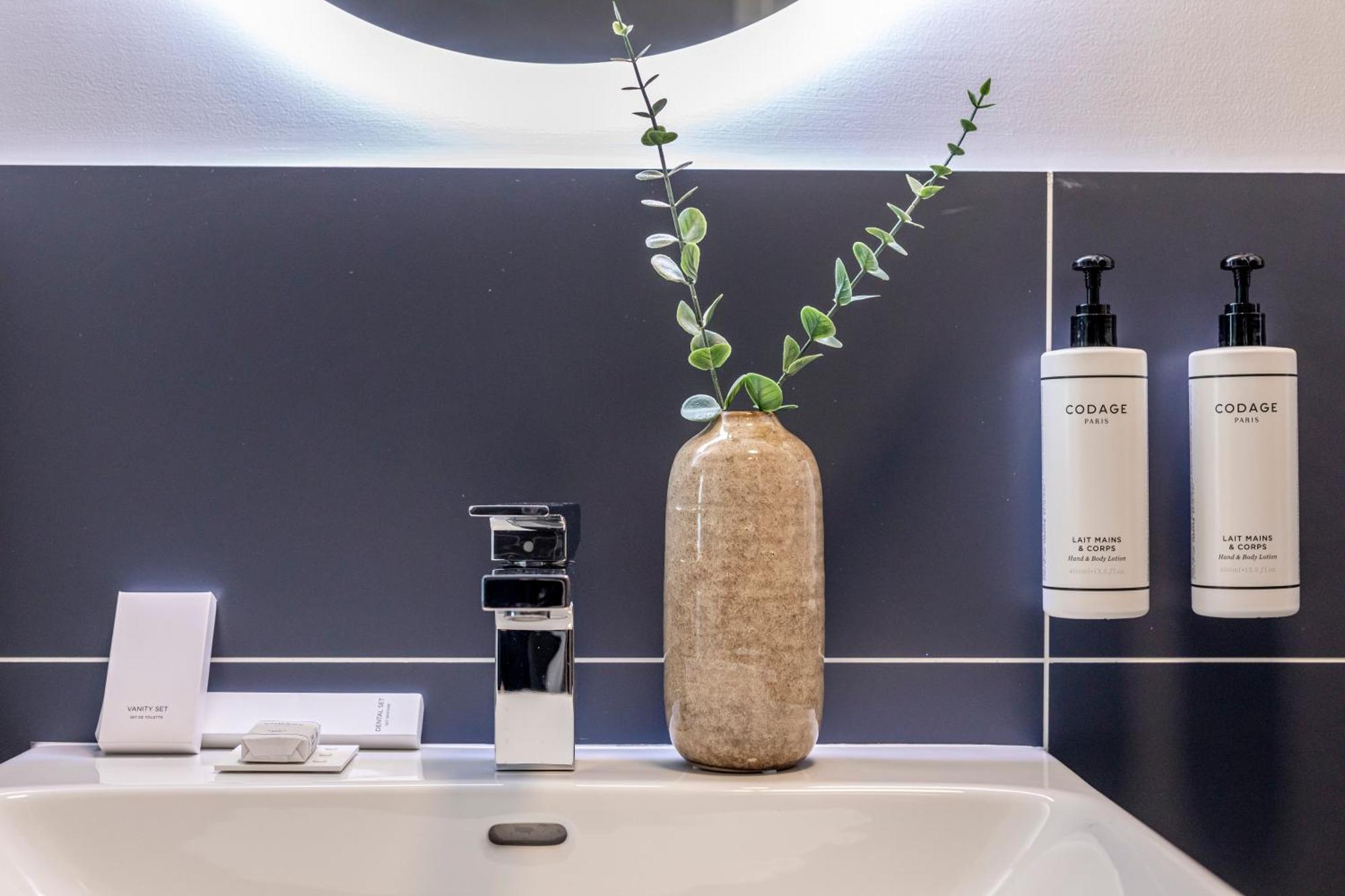 Le Bastille By Sweett Hotel 3*