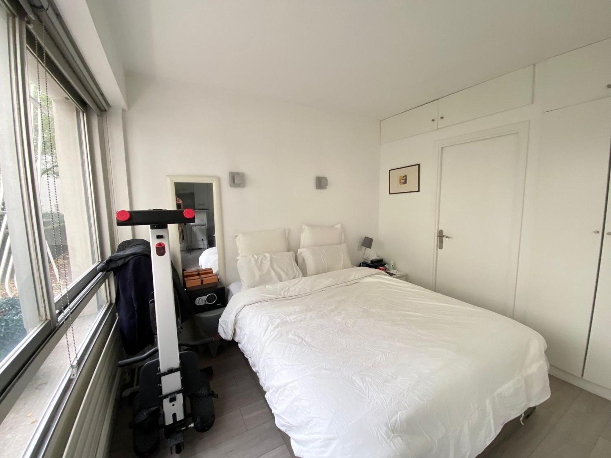 Cosy Flat - Eiffel Tower Apartment *