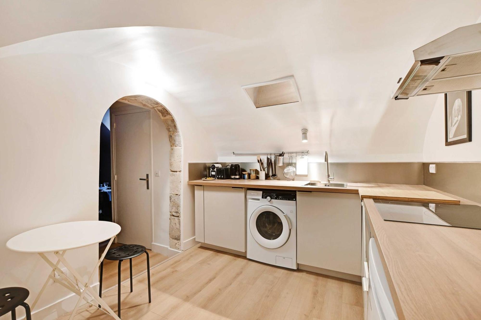 Stylish Flat In The Heart Of The City Apartment